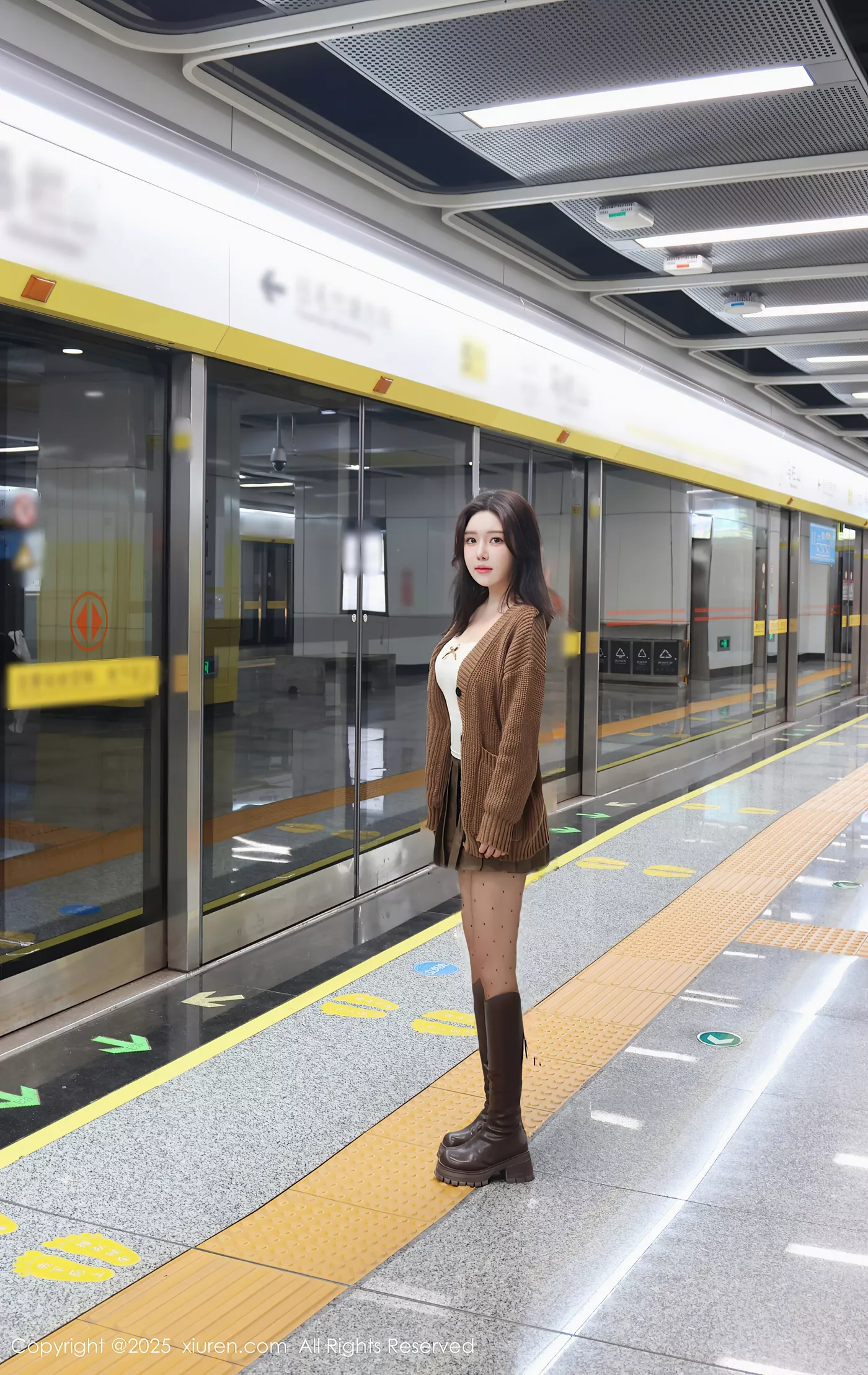 图片[17]-[Xiuren秀人网]2025.01.03 NO.9708 小薯条nienie[19+1P] – 速更版-美库