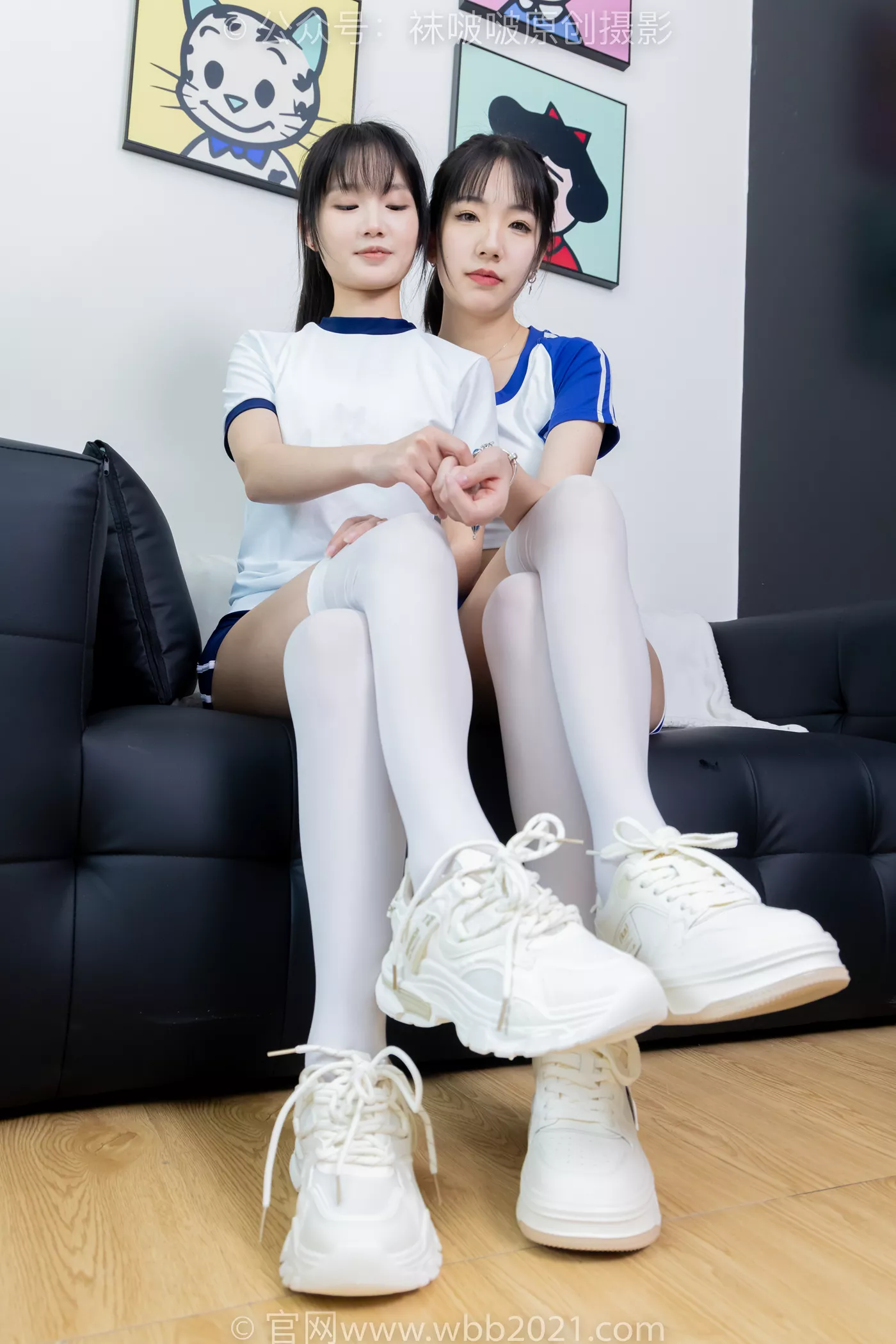 图片[38]-[BoBoSocks袜啵啵]NO.472 小甜豆甜甜圈-两双运动鞋、厚白丝大腿袜、裸足、两位模特丝袜和裸足踩奶油蛋糕剧情[119P] – 速更版-美库