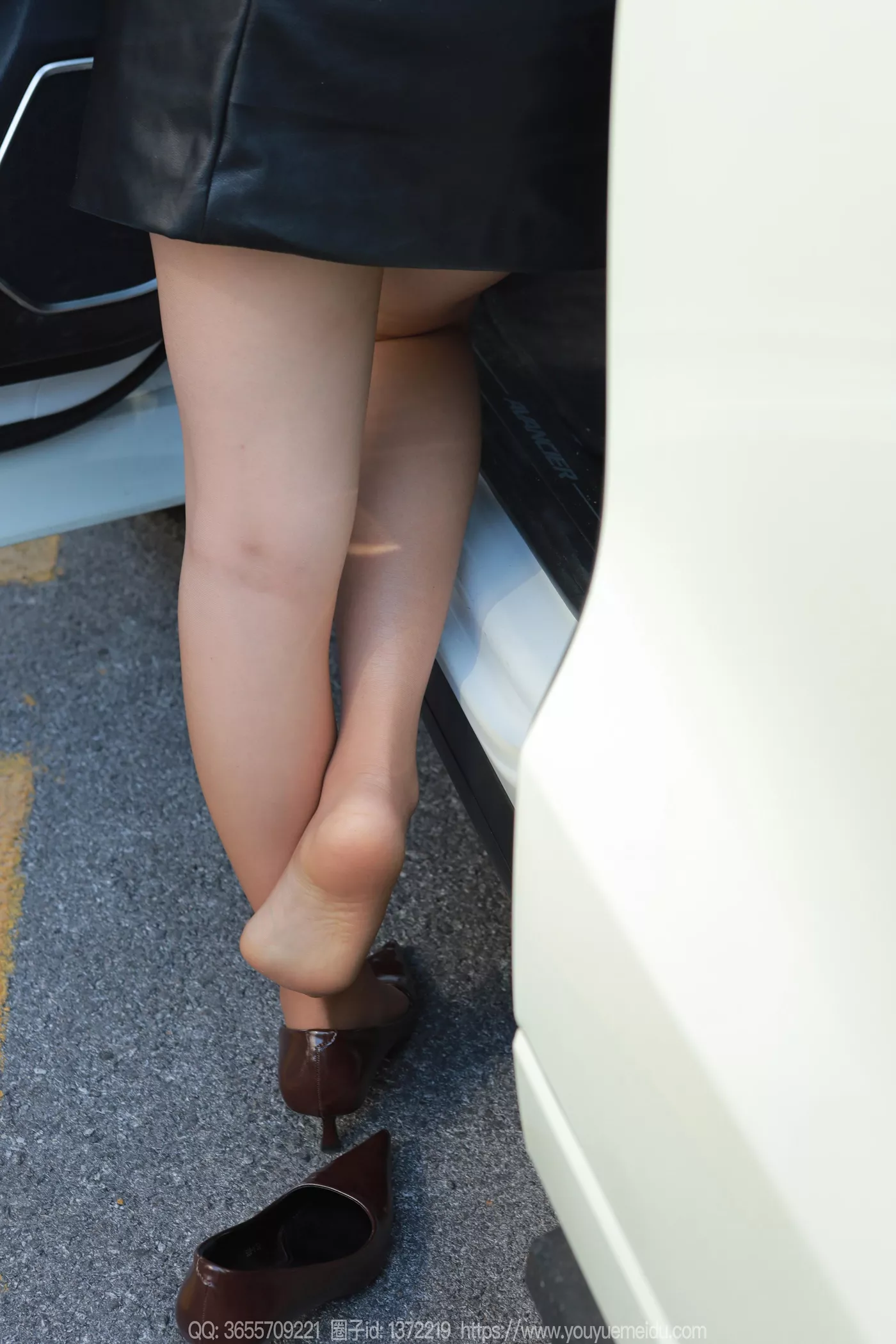 图片[90]-[IESS异思趣向] 2024.12.15 丝享家1924：小婕《紫色韵味（下）》[90P] – 速更版-美库