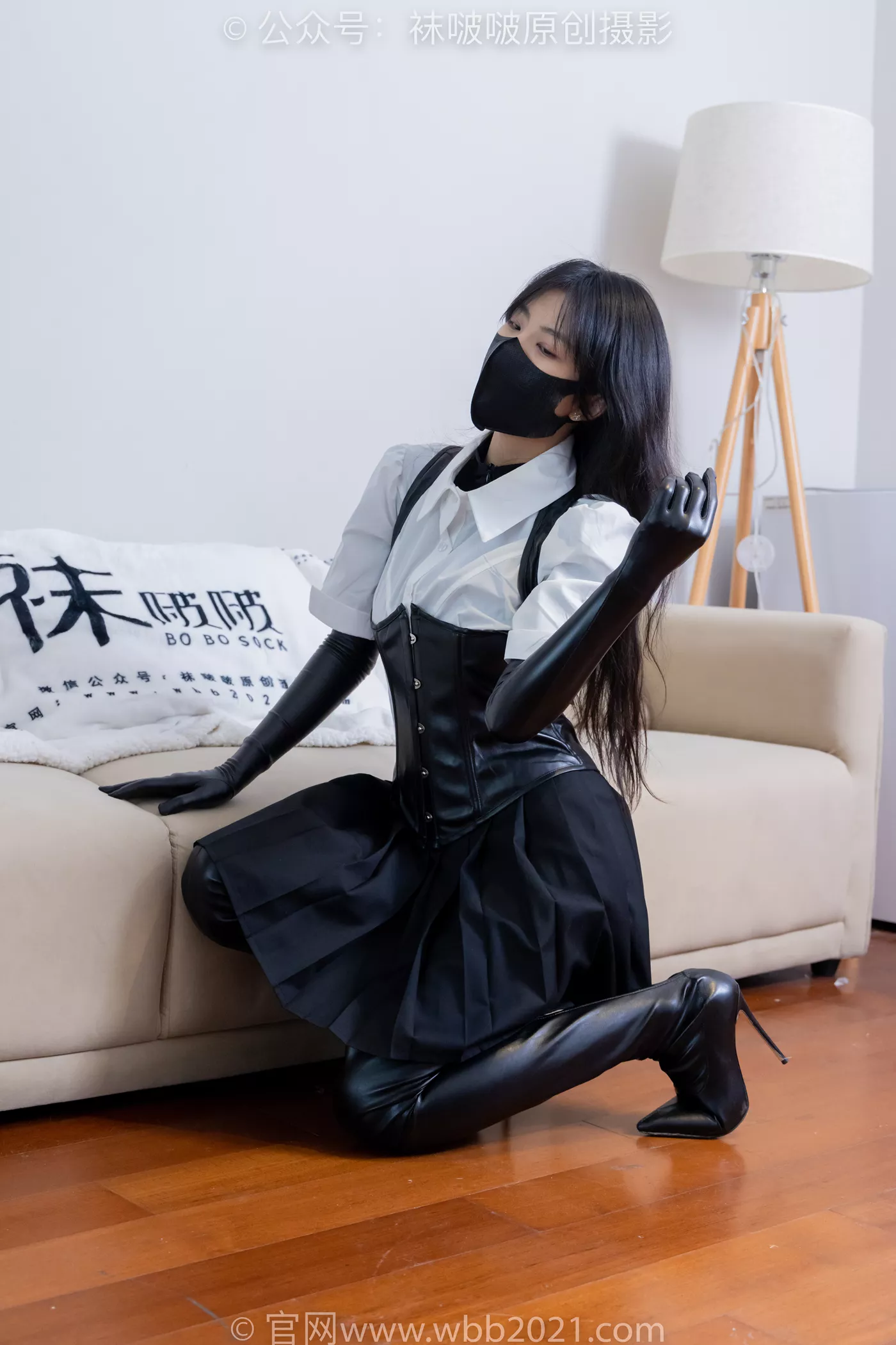 图片[47]-[BoBoSocks袜啵啵]NO.475 奶油-高跟长靴、厚黑丝五指袜、踩脚裤裤里丝、靴子部分戴口罩[150P] – 速更版-美库