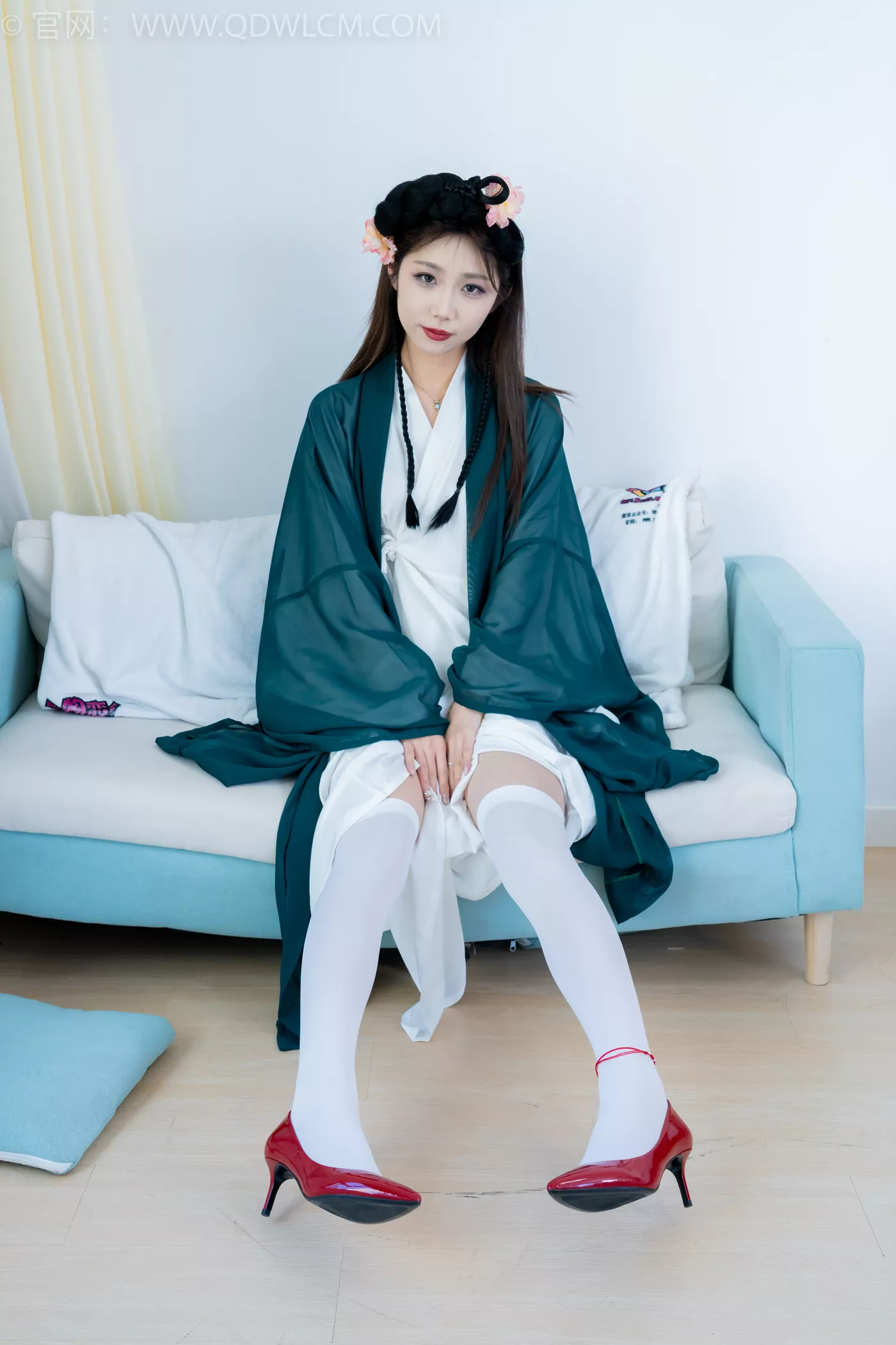 图片[200]-物恋传媒 NO.2212 泡泡-一滴泪[200P] – 速更版-美库