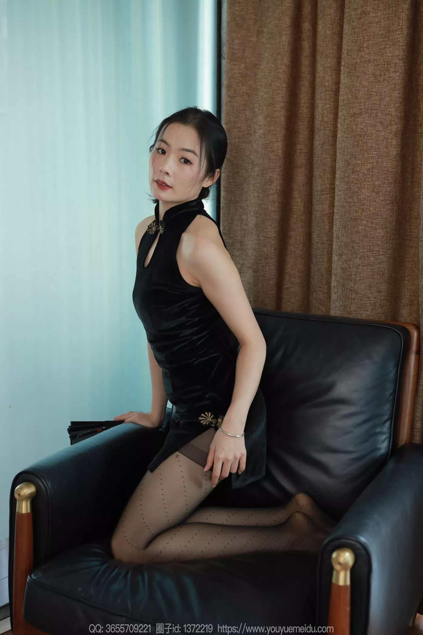 图片[19]-[IESS异思趣向] 2024.12.17 丝享家1926：小金《黑色旗袍》[91P] – 速更版-美库