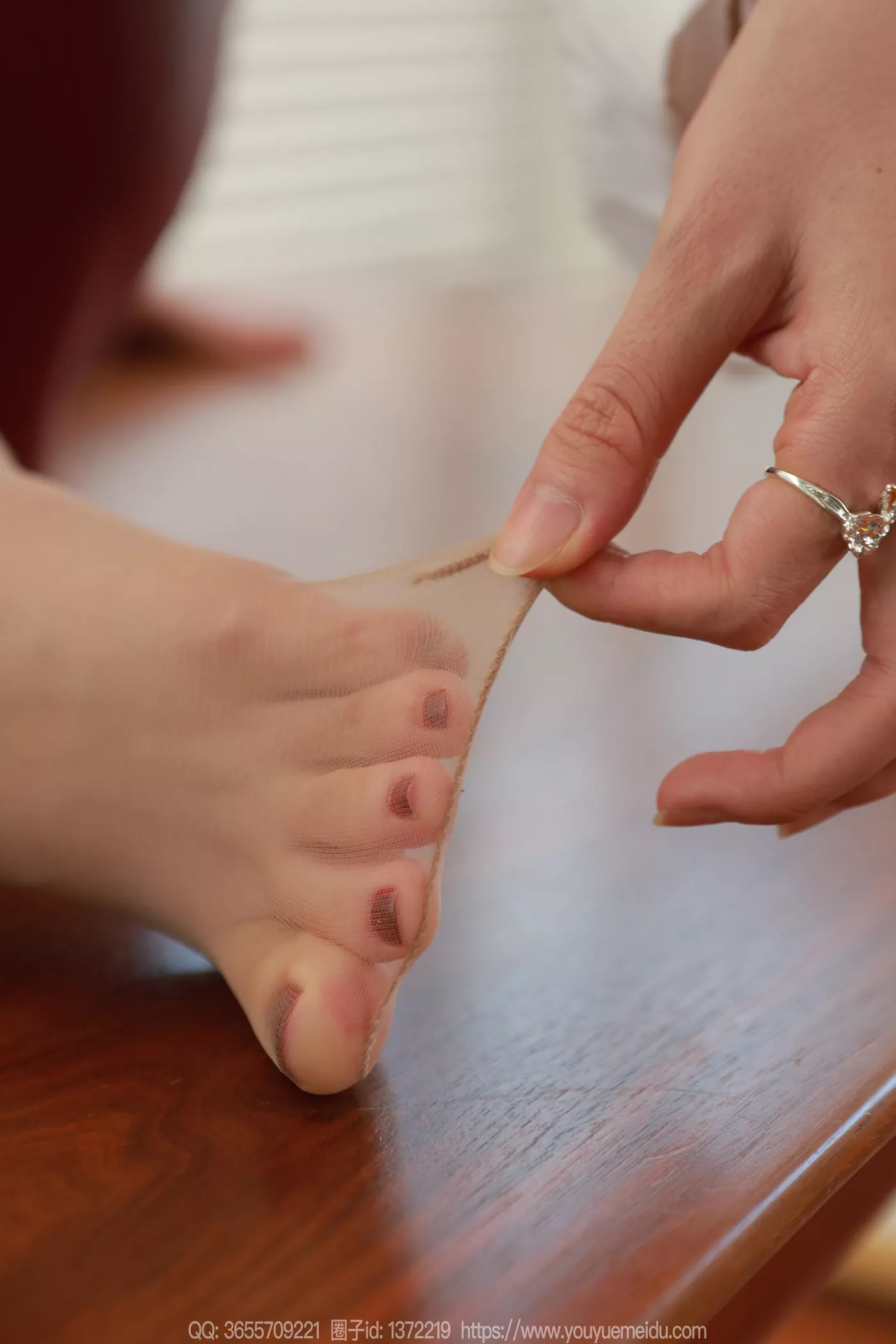 图片[36]-[IESS异思趣向] 2024.12.18 丝享家1927：团团《美味车厘子》[93P] – 速更版-美库