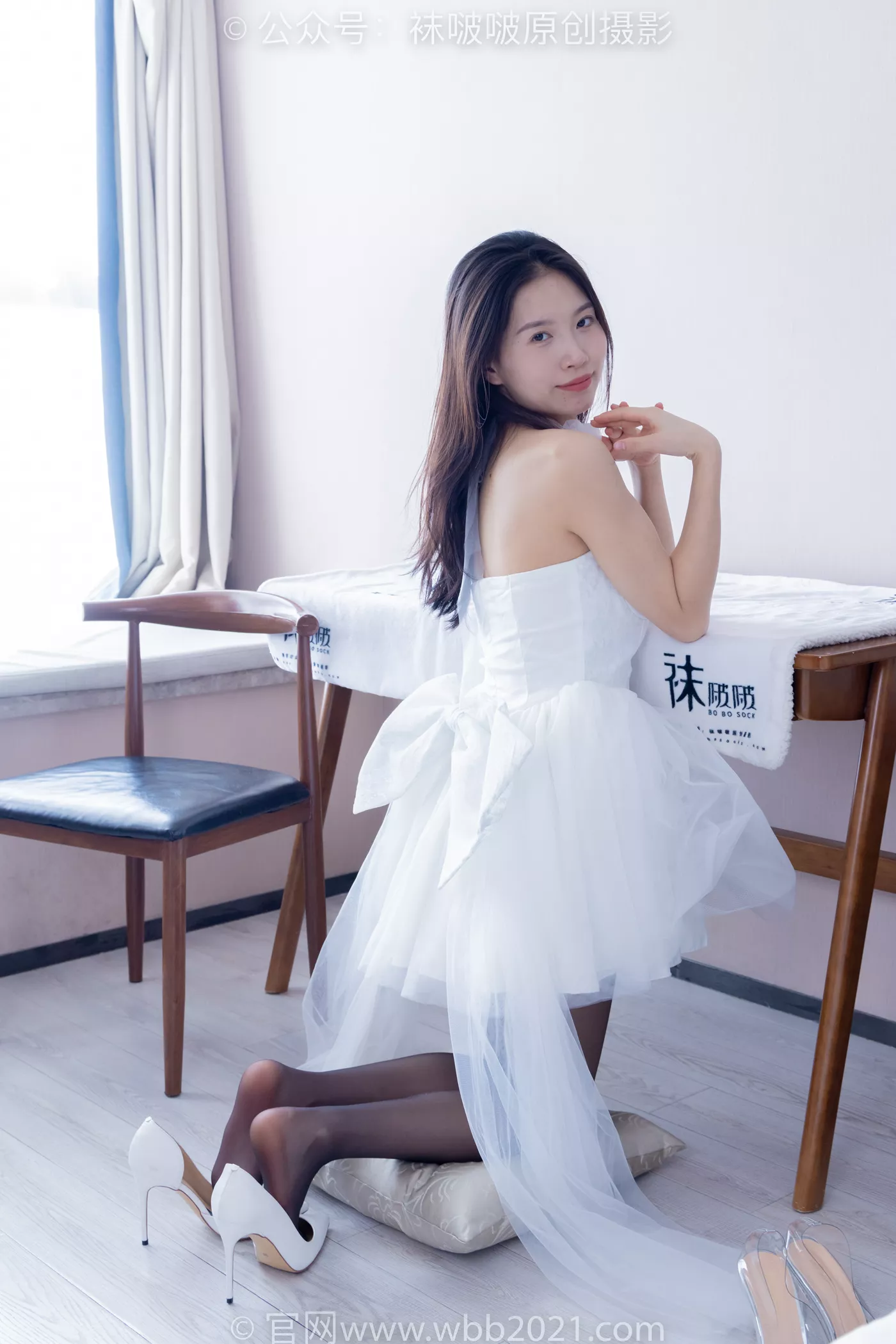 图片[111]-[BoBoSocks袜啵啵]NO.478 芝士 两双高跟鞋、黑丝、红丝[100P] – 速更版-美库