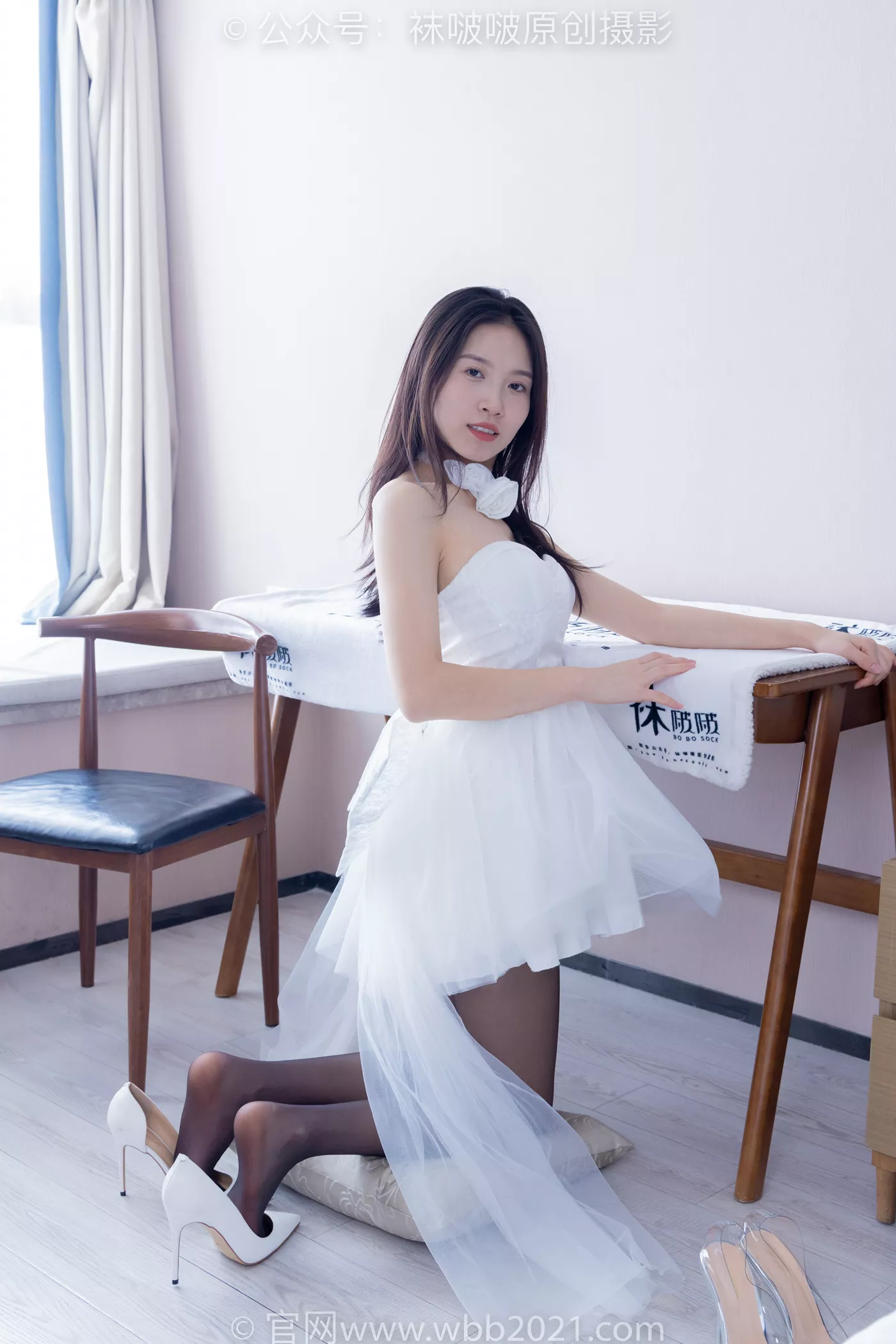 图片[113]-[BoBoSocks袜啵啵]NO.478 芝士 两双高跟鞋、黑丝、红丝[100P] – 速更版-美库