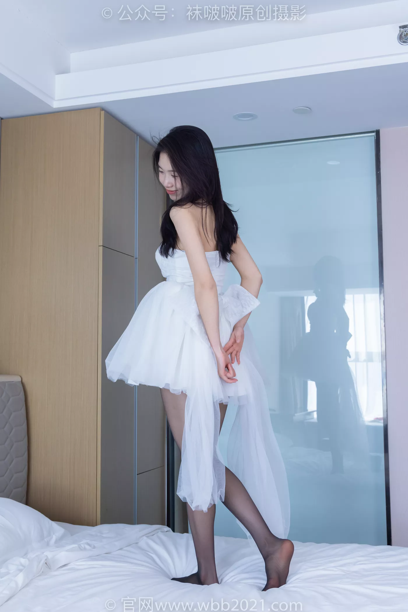 图片[147]-[BoBoSocks袜啵啵]NO.478 芝士 两双高跟鞋、黑丝、红丝[100P] – 速更版-美库