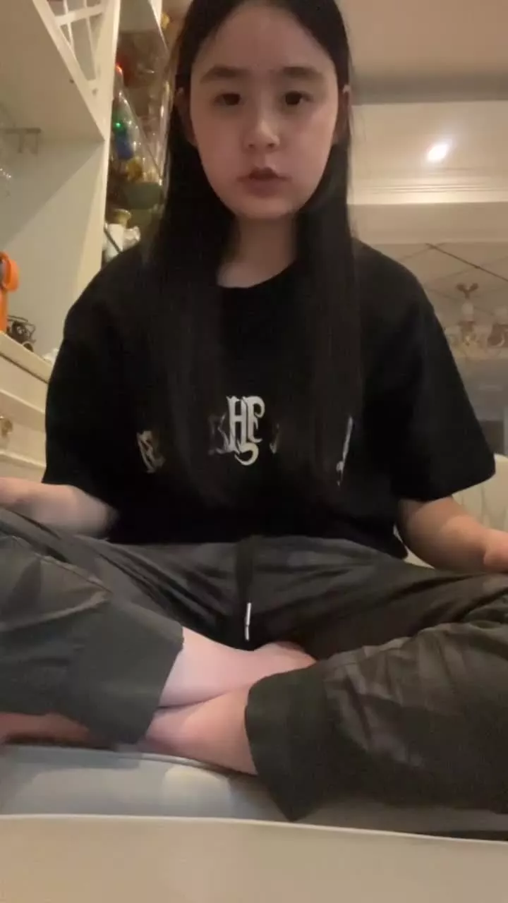 图片[12]-脚模面试脸足同框套路系列-140 [20P] – 速更版-美库