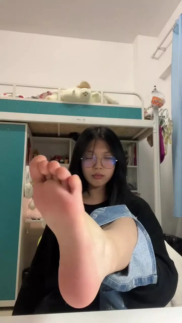 图片[28]-脚模面试脸足同框套路系列-144 [30P] – 速更版-美库