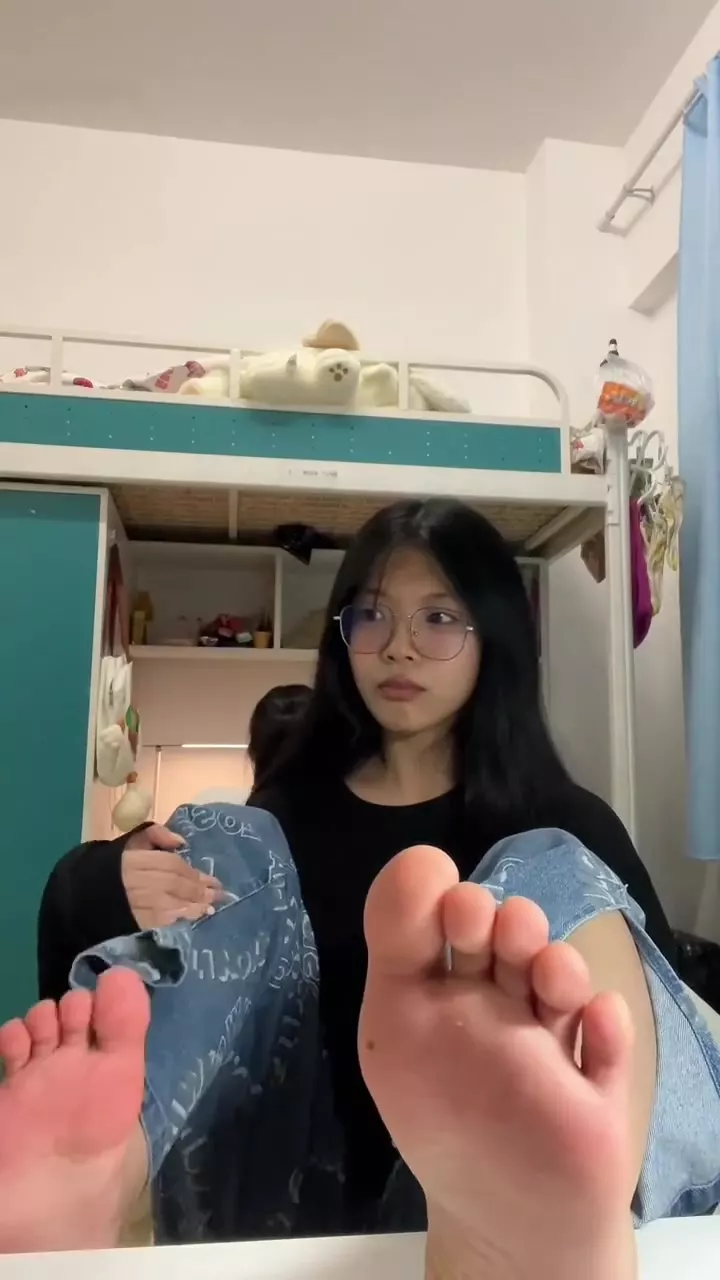 图片[29]-脚模面试脸足同框套路系列-144 [30P] – 速更版-美库