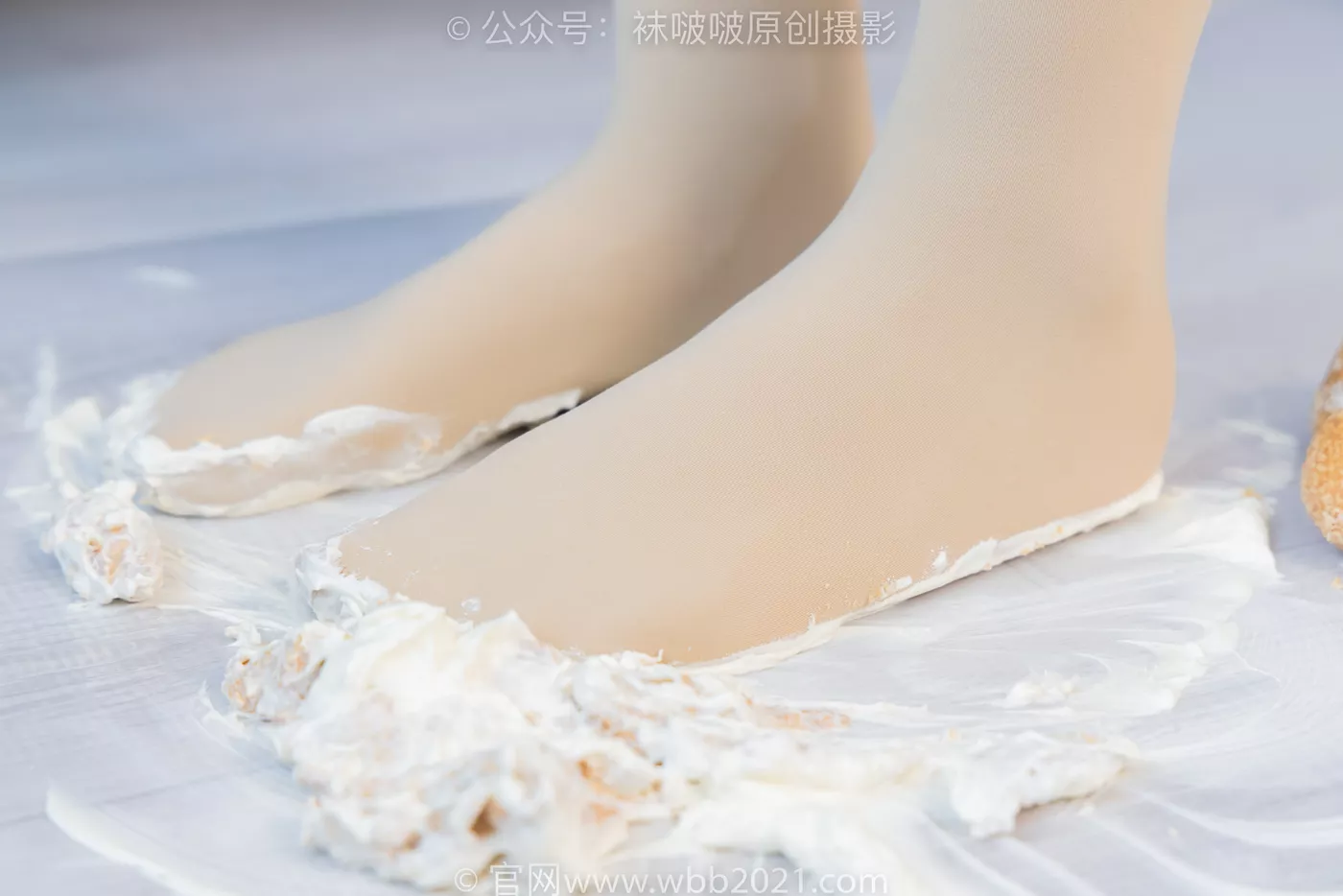 图片[119]-[BoBoSocks袜啵啵]NO.480 甜甜圈 平底鞋、厚肉丝、瑜伽动作、厚肉丝踩奶油泡芙剧情[140P] – 速更版-美库