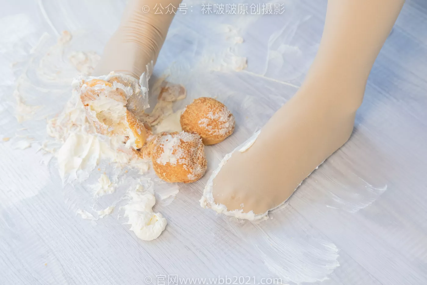 图片[123]-[BoBoSocks袜啵啵]NO.480 甜甜圈 平底鞋、厚肉丝、瑜伽动作、厚肉丝踩奶油泡芙剧情[140P] – 速更版-美库