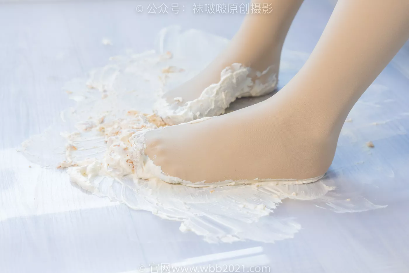 图片[132]-[BoBoSocks袜啵啵]NO.480 甜甜圈 平底鞋、厚肉丝、瑜伽动作、厚肉丝踩奶油泡芙剧情[140P] – 速更版-美库