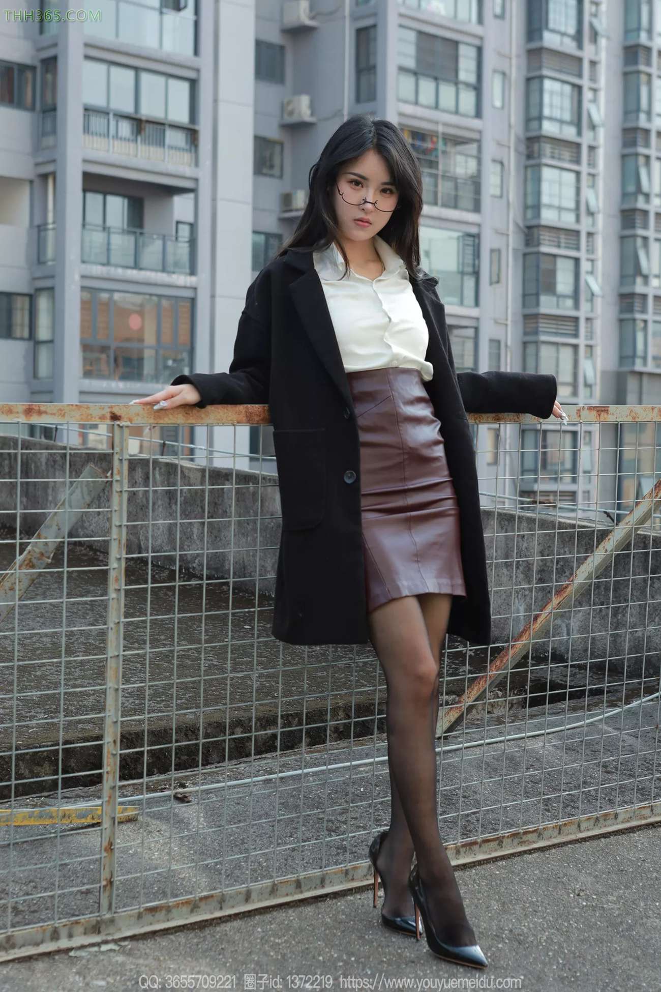 图片[13]-[IESS异思趣向] 2024.12.22 丝享家1930：小宝《眼镜美女》[91P] – 速更版-美库