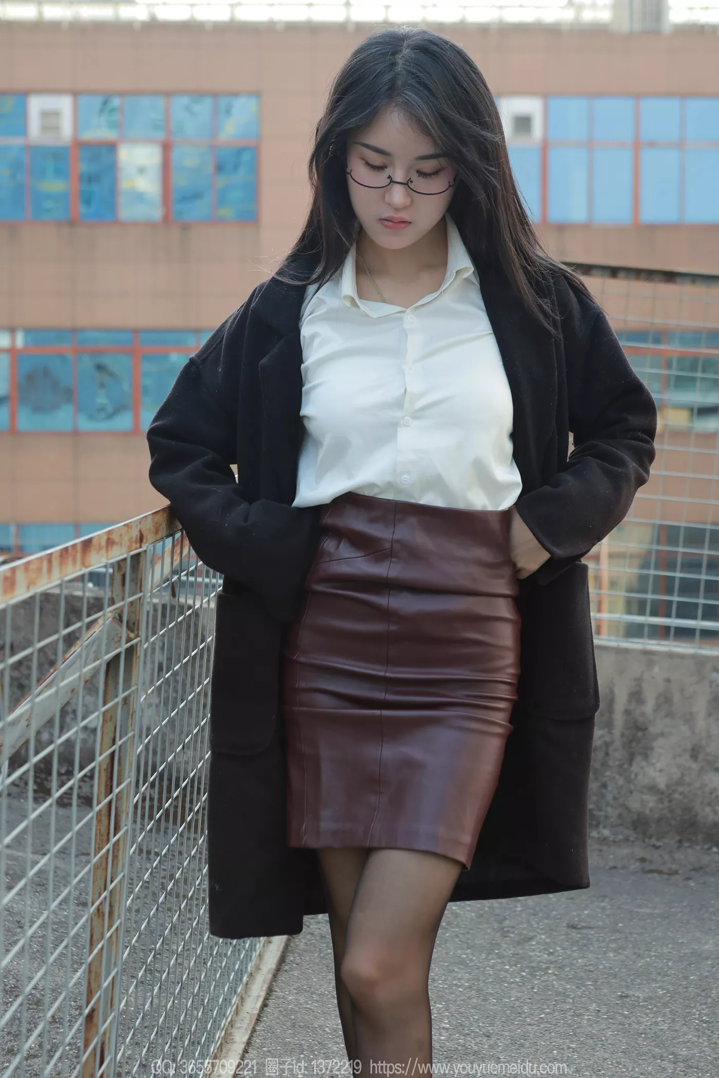 图片[26]-[IESS异思趣向] 2024.12.22 丝享家1930：小宝《眼镜美女》[91P] – 速更版-美库