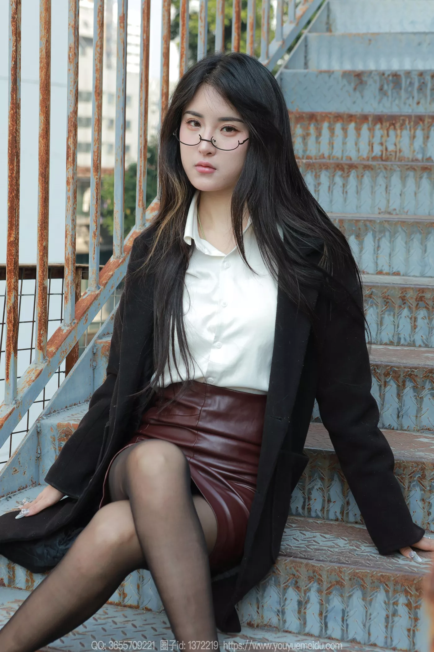 图片[58]-[IESS异思趣向] 2024.12.22 丝享家1930：小宝《眼镜美女》[91P] – 速更版-美库