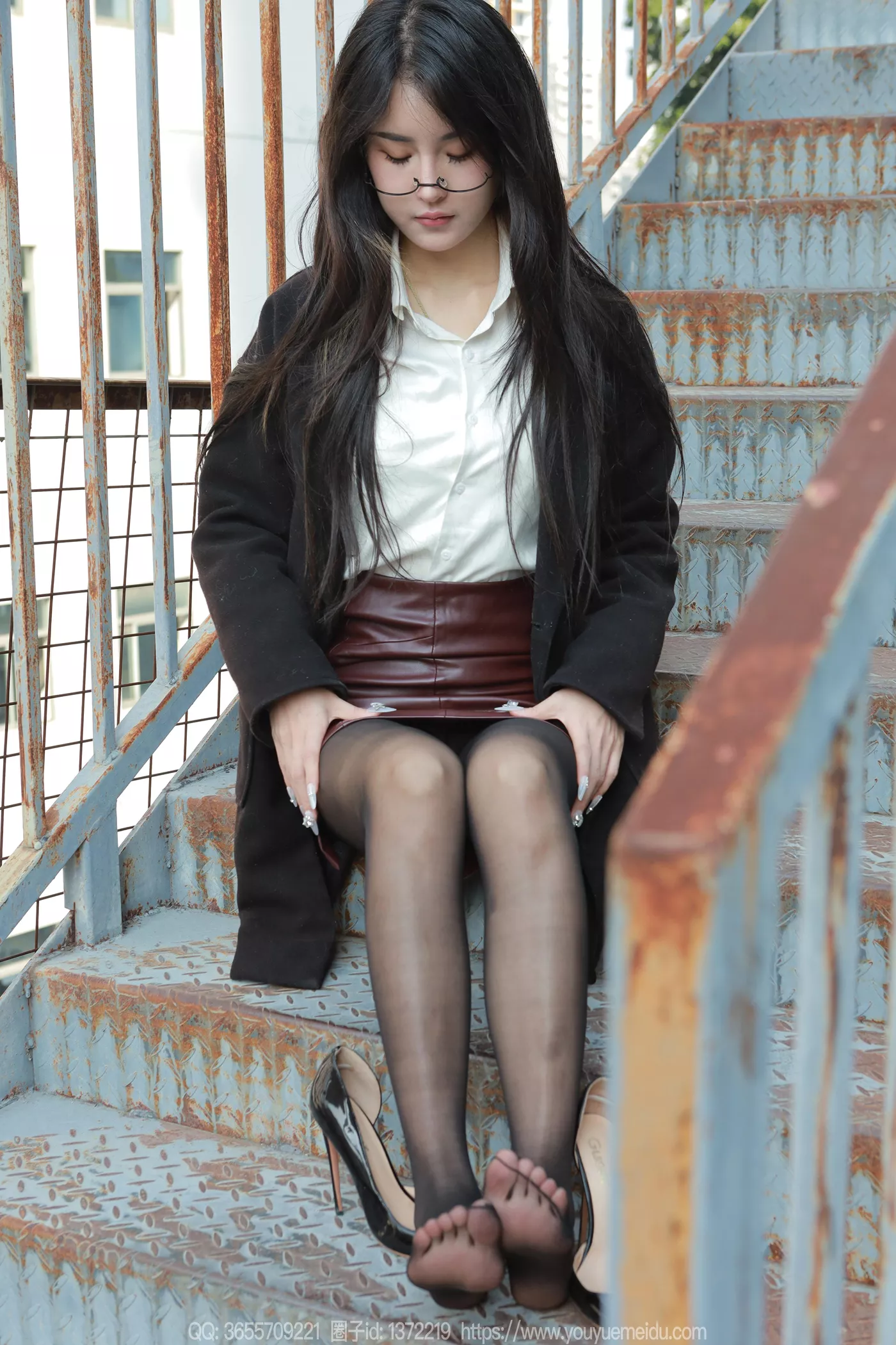 图片[72]-[IESS异思趣向] 2024.12.22 丝享家1930：小宝《眼镜美女》[91P] – 速更版-美库