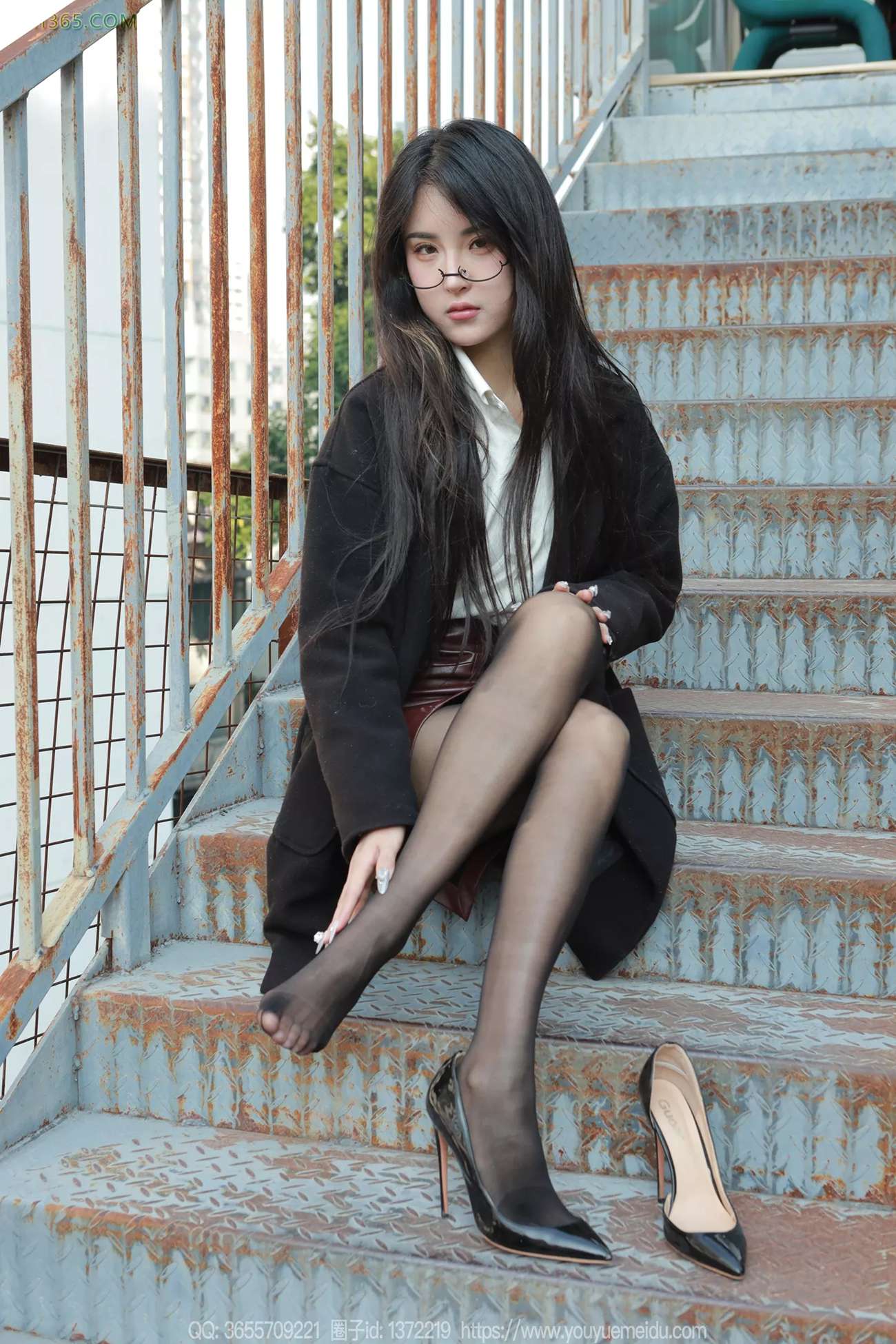 图片[76]-[IESS异思趣向] 2024.12.22 丝享家1930：小宝《眼镜美女》[91P] – 速更版-美库