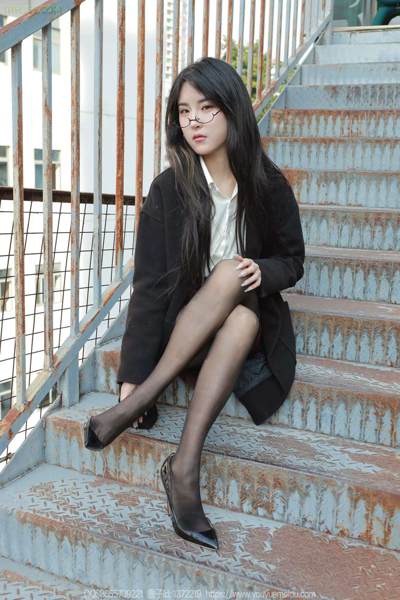 图片[81]-[IESS异思趣向] 2024.12.22 丝享家1930：小宝《眼镜美女》[91P] – 速更版-美库