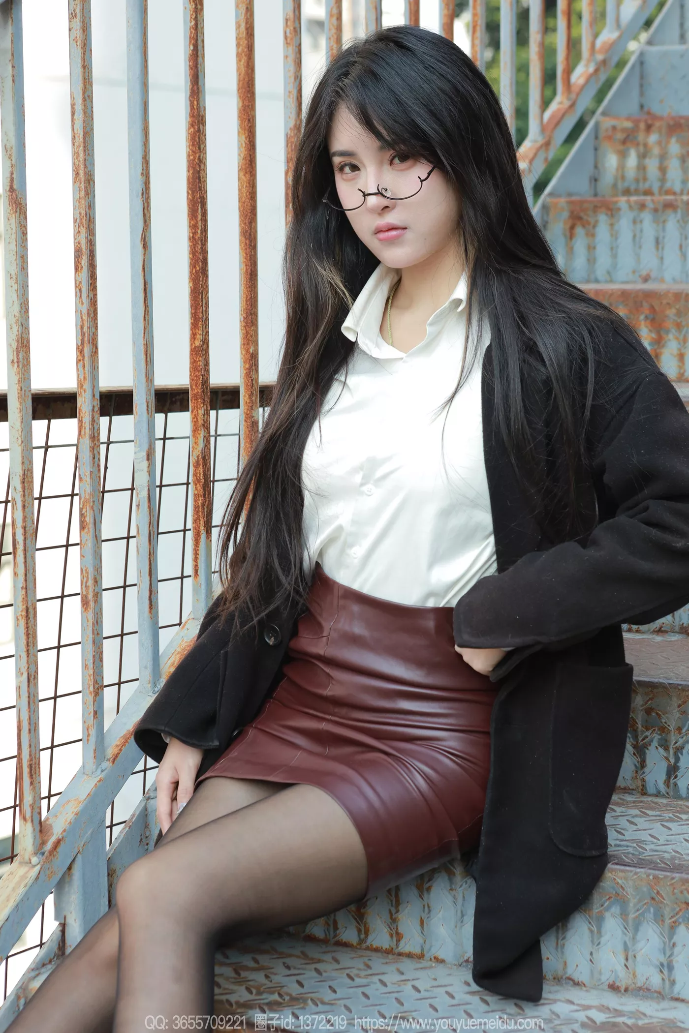 图片[85]-[IESS异思趣向] 2024.12.22 丝享家1930：小宝《眼镜美女》[91P] – 速更版-美库