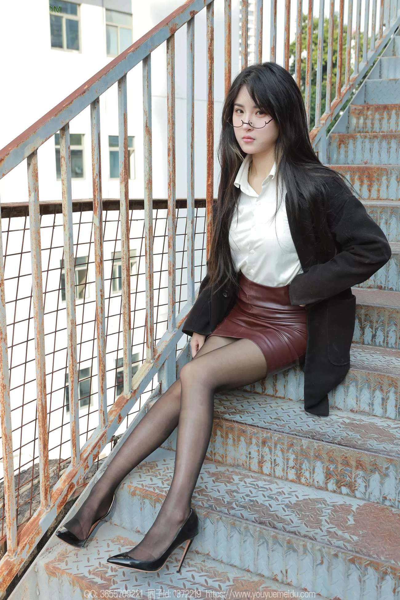 图片[86]-[IESS异思趣向] 2024.12.22 丝享家1930：小宝《眼镜美女》[91P] – 速更版-美库