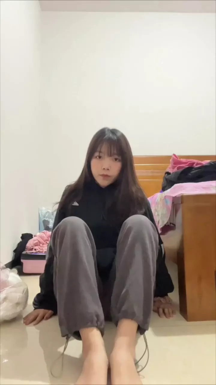 图片[16]-脚模面试脸足同框套路系列-147 [30P] – 速更版-美库