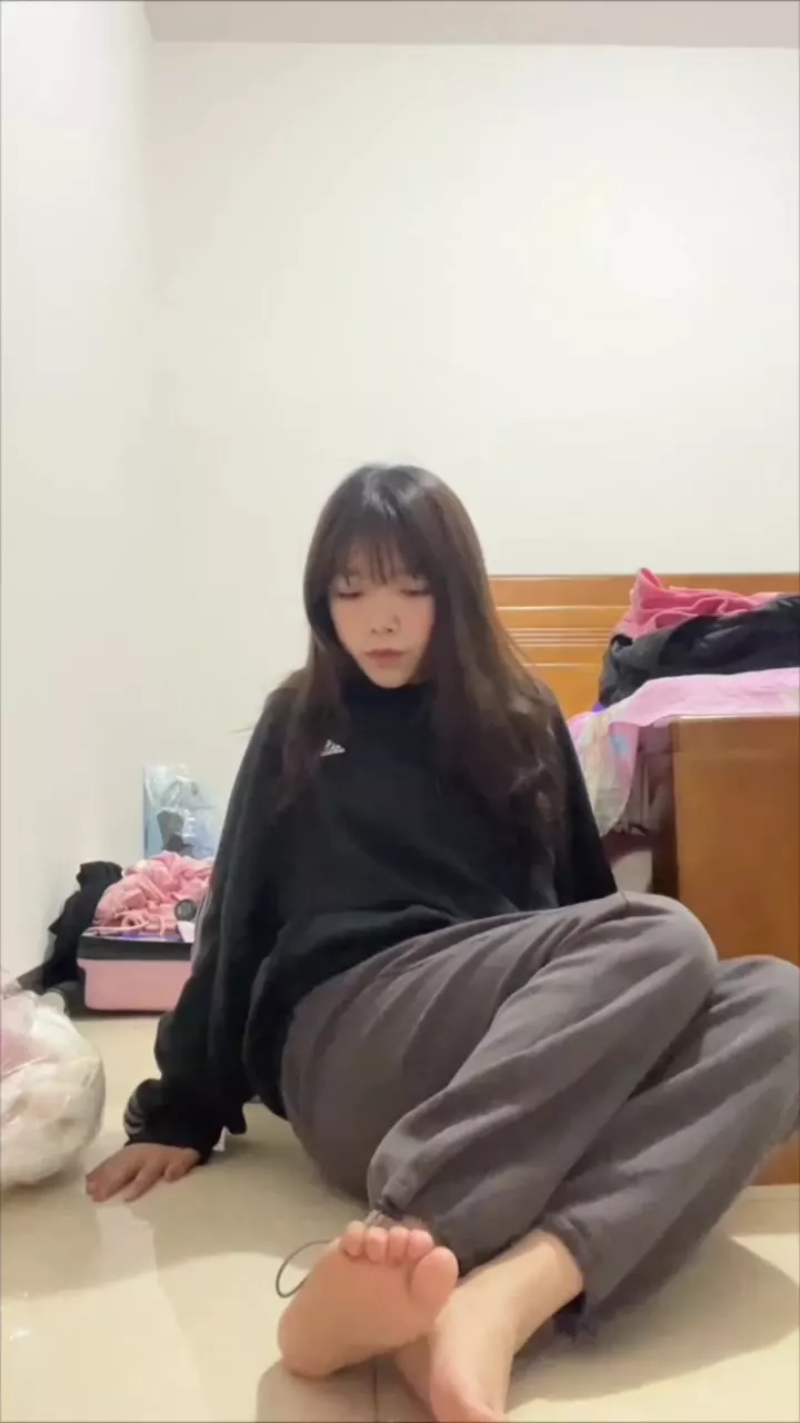 图片[17]-脚模面试脸足同框套路系列-147 [30P] – 速更版-美库