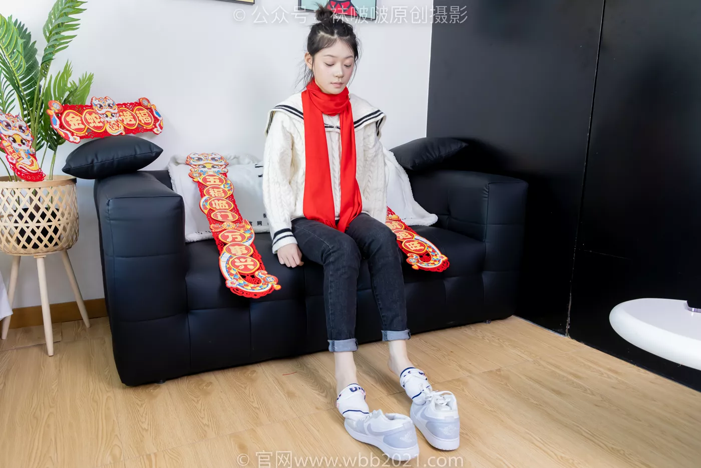 图片[35]-[BoBoSocks袜啵啵]NO.481 糯米-板鞋、白棉袜、裸足、对联迎新春，半脱袜子剧情[118P] – 速更版-美库