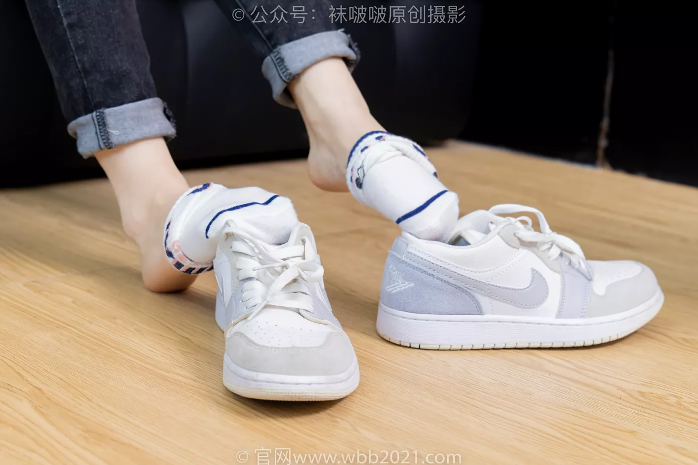 图片[40]-[BoBoSocks袜啵啵]NO.481 糯米-板鞋、白棉袜、裸足、对联迎新春，半脱袜子剧情[118P] – 速更版-美库