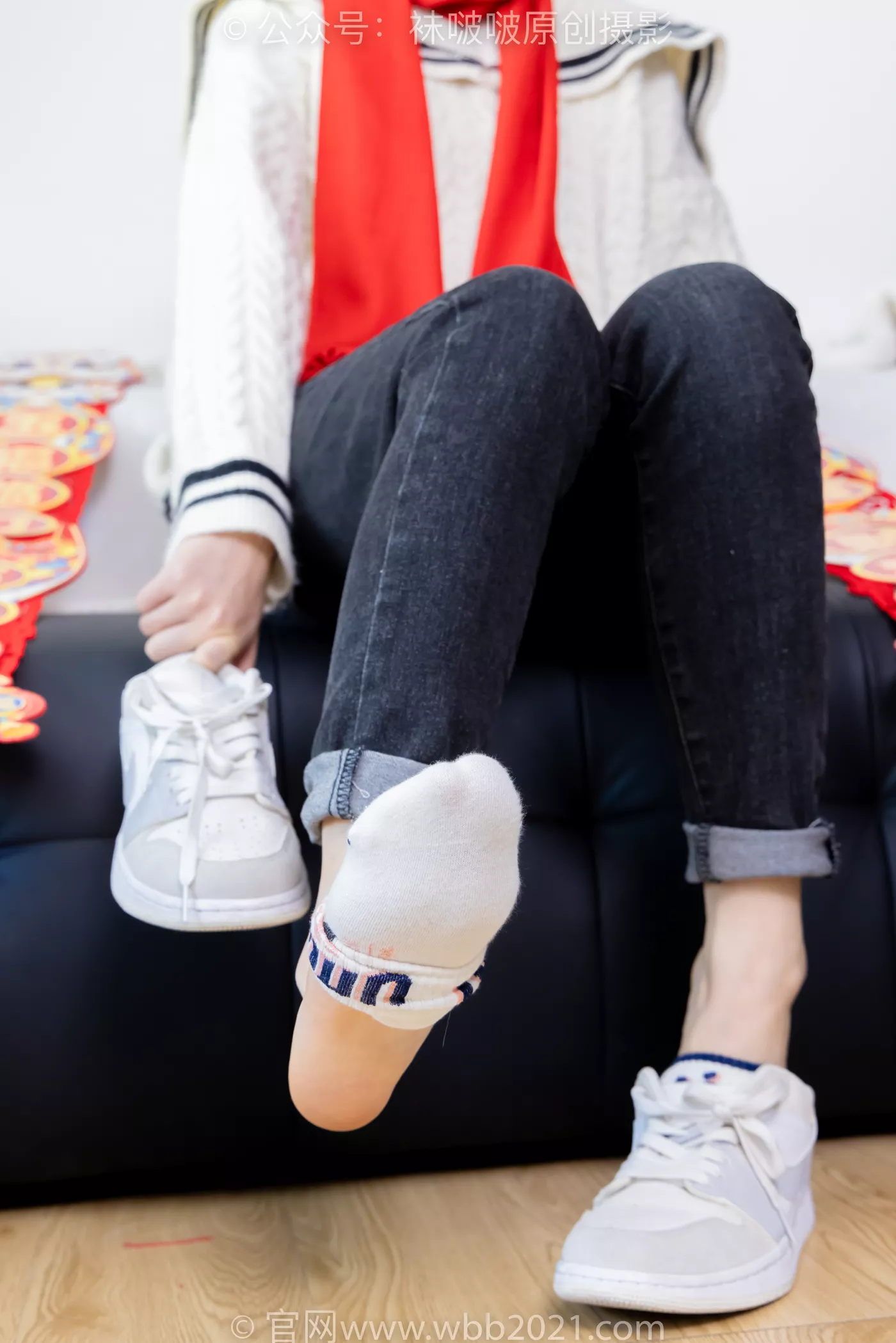 图片[45]-[BoBoSocks袜啵啵]NO.481 糯米-板鞋、白棉袜、裸足、对联迎新春，半脱袜子剧情[118P] – 速更版-美库