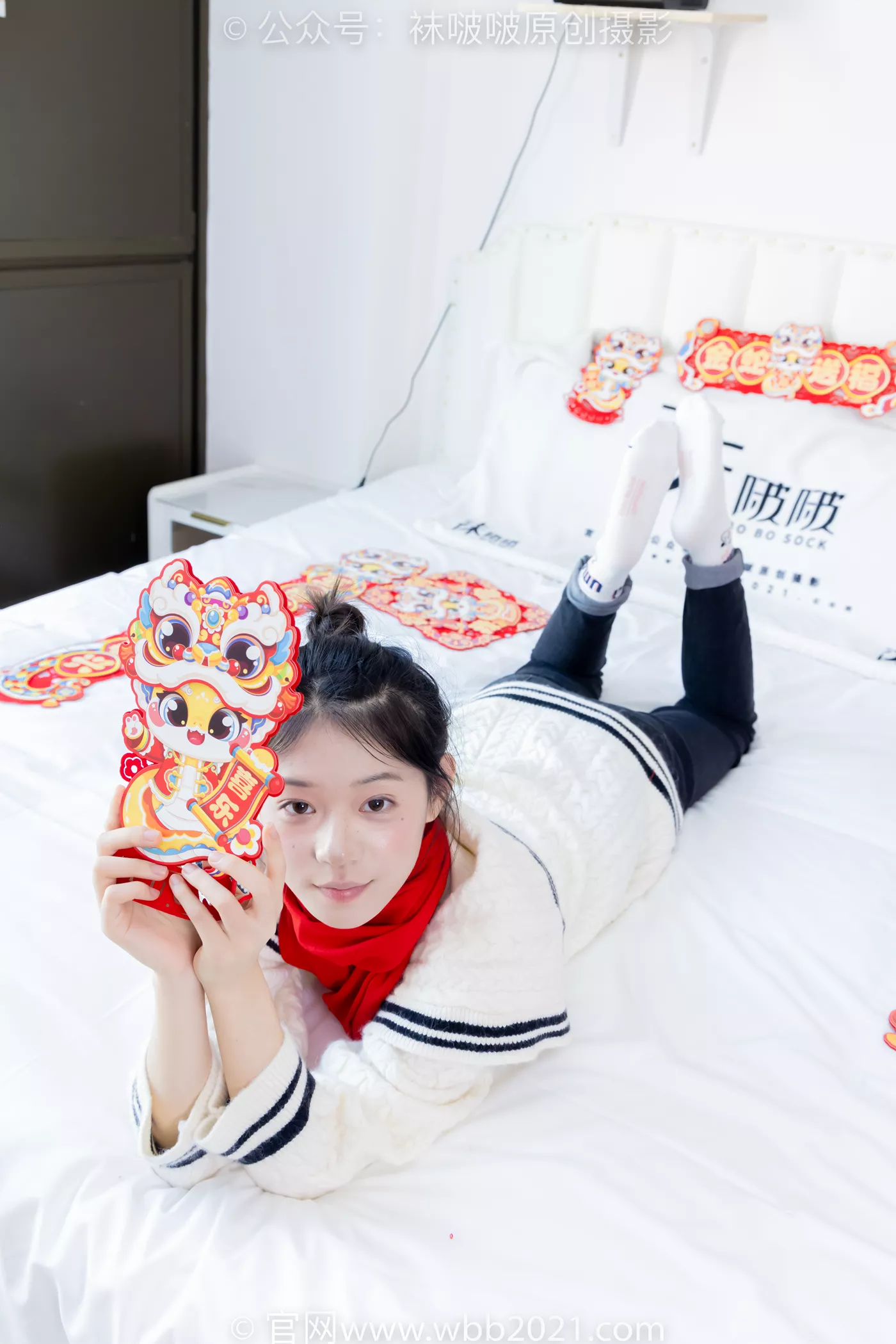 图片[73]-[BoBoSocks袜啵啵]NO.481 糯米-板鞋、白棉袜、裸足、对联迎新春，半脱袜子剧情[118P] – 速更版-美库