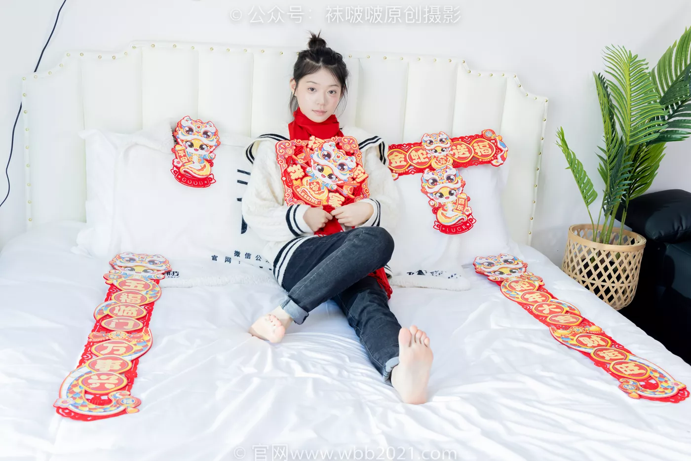 图片[110]-[BoBoSocks袜啵啵]NO.481 糯米-板鞋、白棉袜、裸足、对联迎新春，半脱袜子剧情[118P] – 速更版-美库