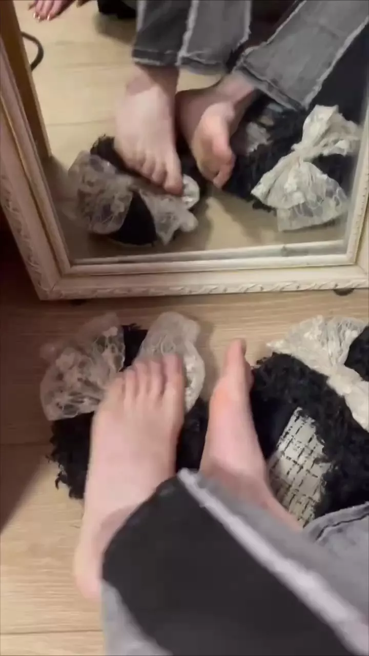 图片[17]-脚模面试脸足同框套路系列-148 [27P] – 速更版-美库