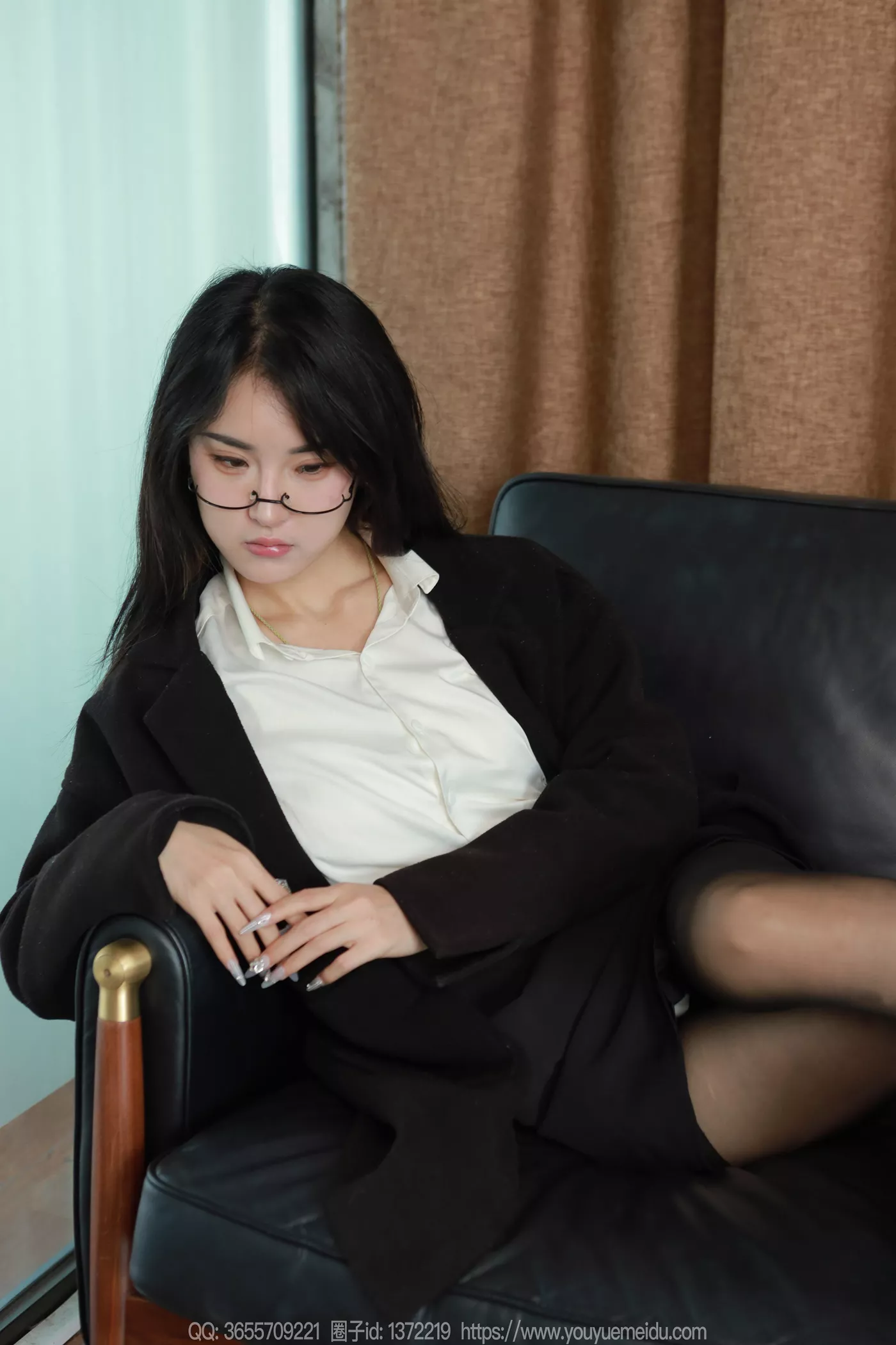 图片[39]-[IESS异思趣向] 2024.12.24 丝享家1932：小宝《黑色外套（上）》[65P] – 速更版-美库