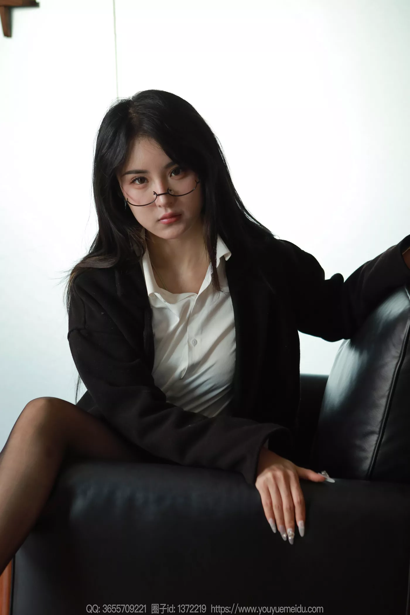 图片[51]-[IESS异思趣向] 2024.12.24 丝享家1932：小宝《黑色外套（上）》[65P] – 速更版-美库