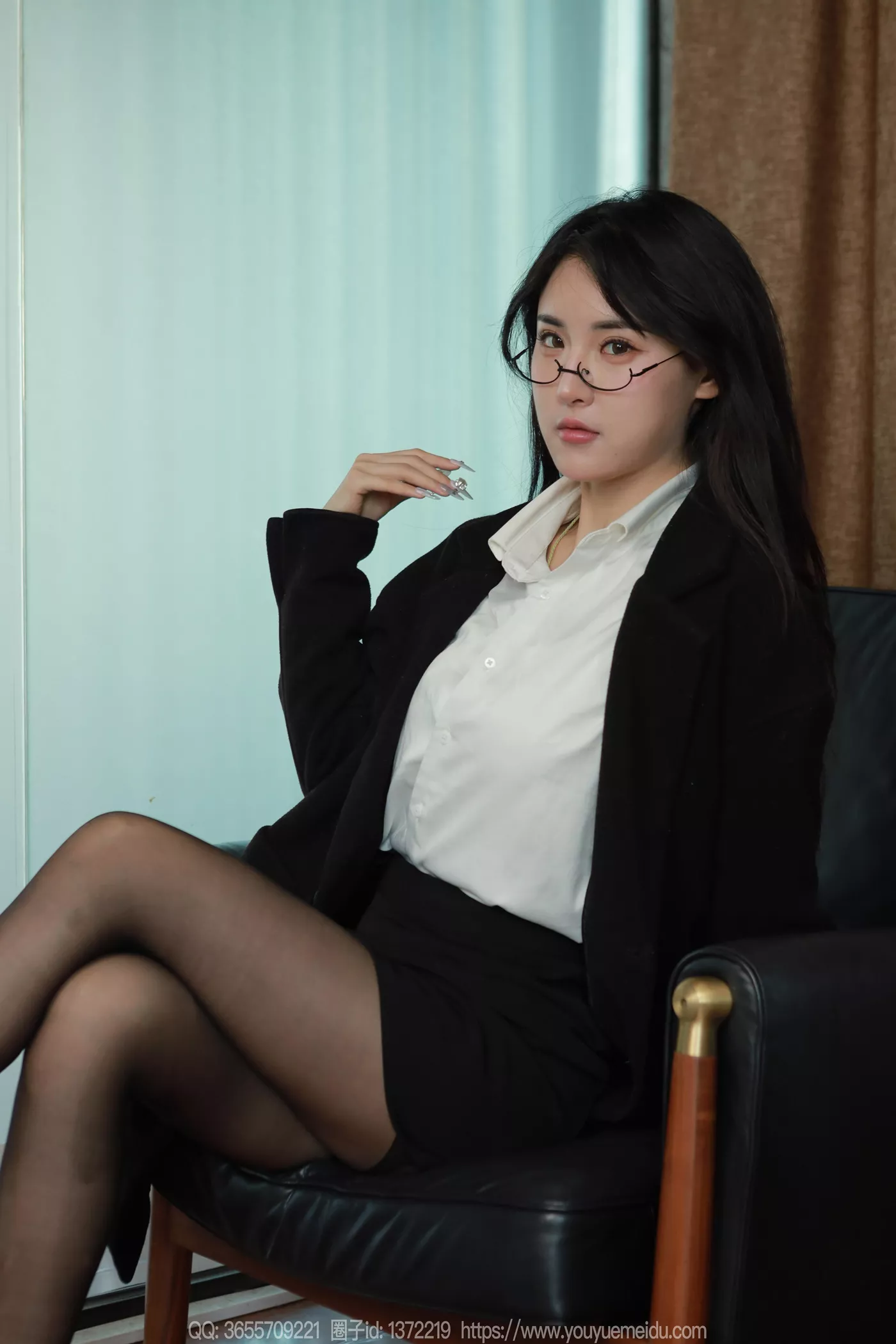 图片[64]-[IESS异思趣向] 2024.12.24 丝享家1932：小宝《黑色外套（上）》[65P] – 速更版-美库