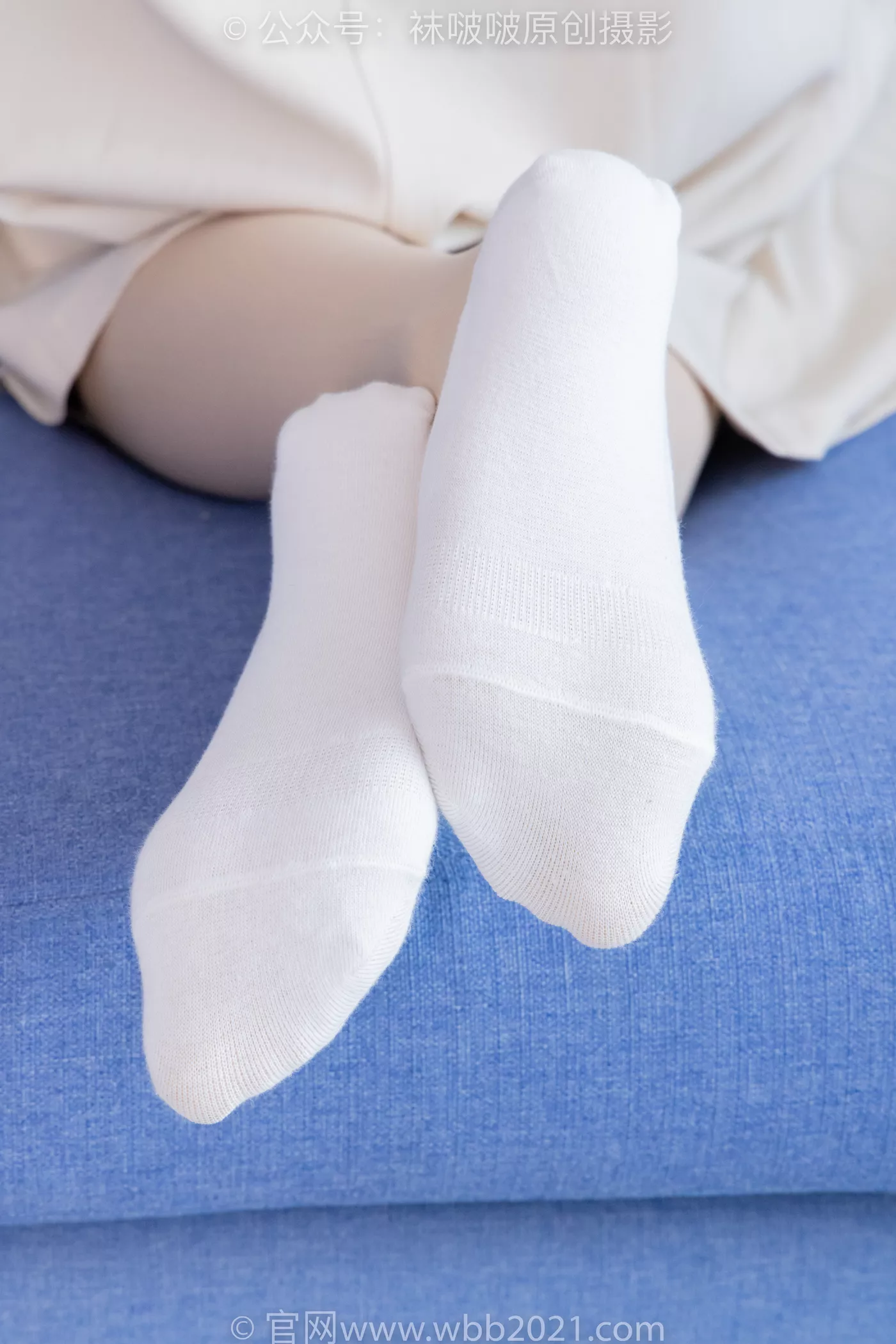 图片[15]-[BoBoSocks袜啵啵]NO.483 奶油-板鞋、白船袜厚肉丝叠穿、厚肉丝、瑜伽动作、船袜和丝袜分别踩葡萄剧情[170P] – 速更版-美库