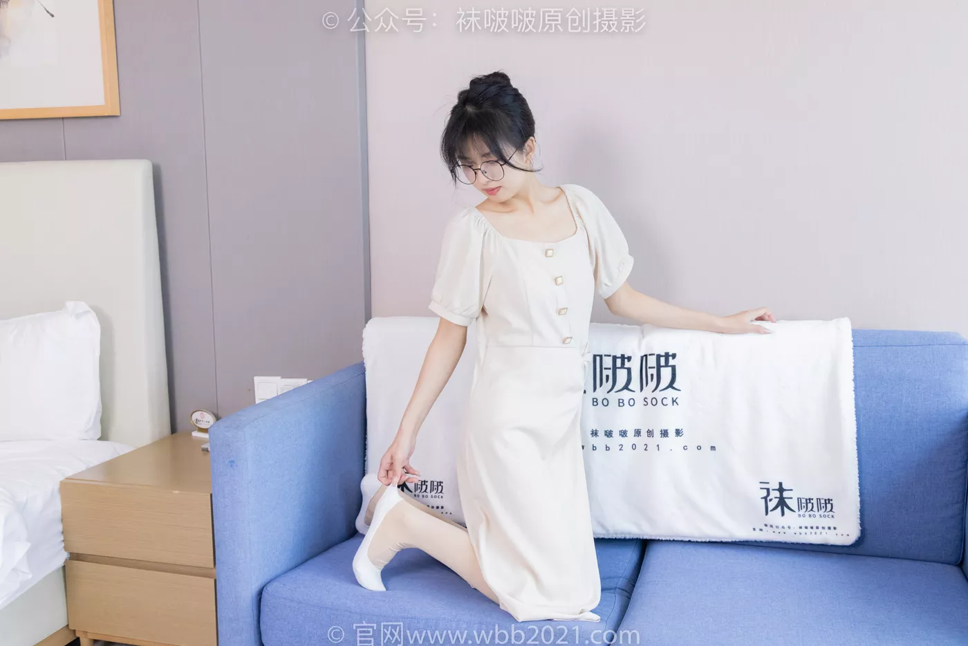 图片[18]-[BoBoSocks袜啵啵]NO.483 奶油-板鞋、白船袜厚肉丝叠穿、厚肉丝、瑜伽动作、船袜和丝袜分别踩葡萄剧情[170P] – 速更版-美库