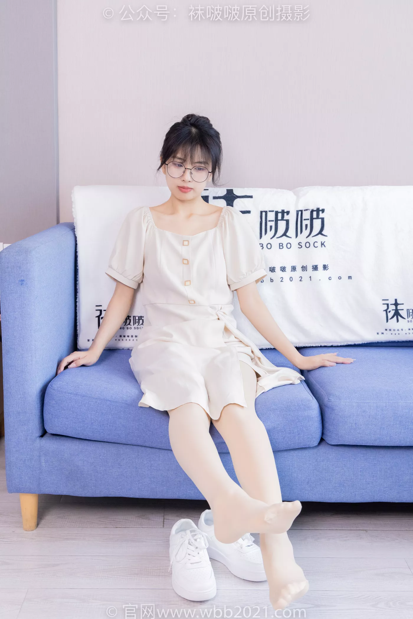 图片[26]-[BoBoSocks袜啵啵]NO.483 奶油-板鞋、白船袜厚肉丝叠穿、厚肉丝、瑜伽动作、船袜和丝袜分别踩葡萄剧情[170P] – 速更版-美库