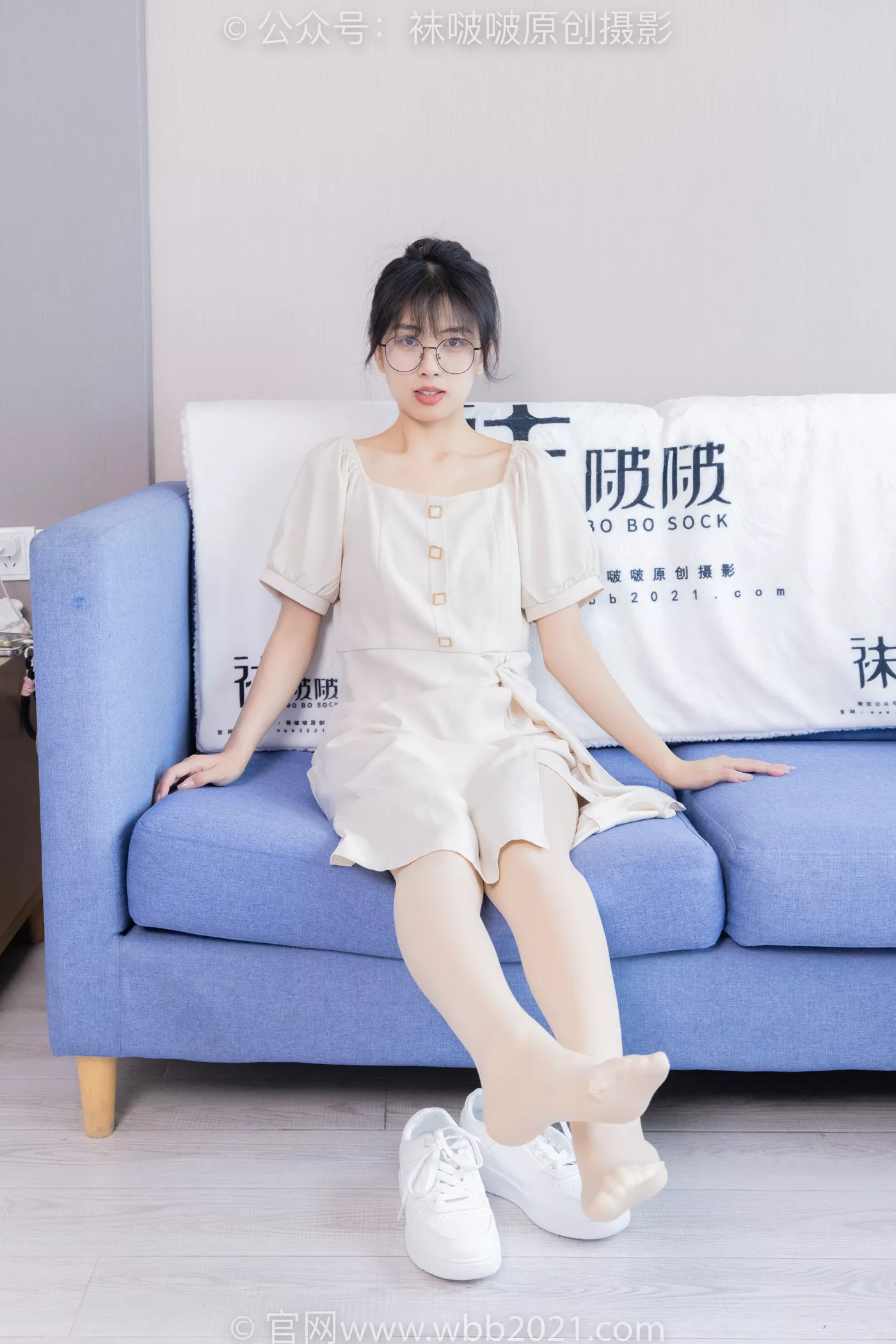 图片[27]-[BoBoSocks袜啵啵]NO.483 奶油-板鞋、白船袜厚肉丝叠穿、厚肉丝、瑜伽动作、船袜和丝袜分别踩葡萄剧情[170P] – 速更版-美库