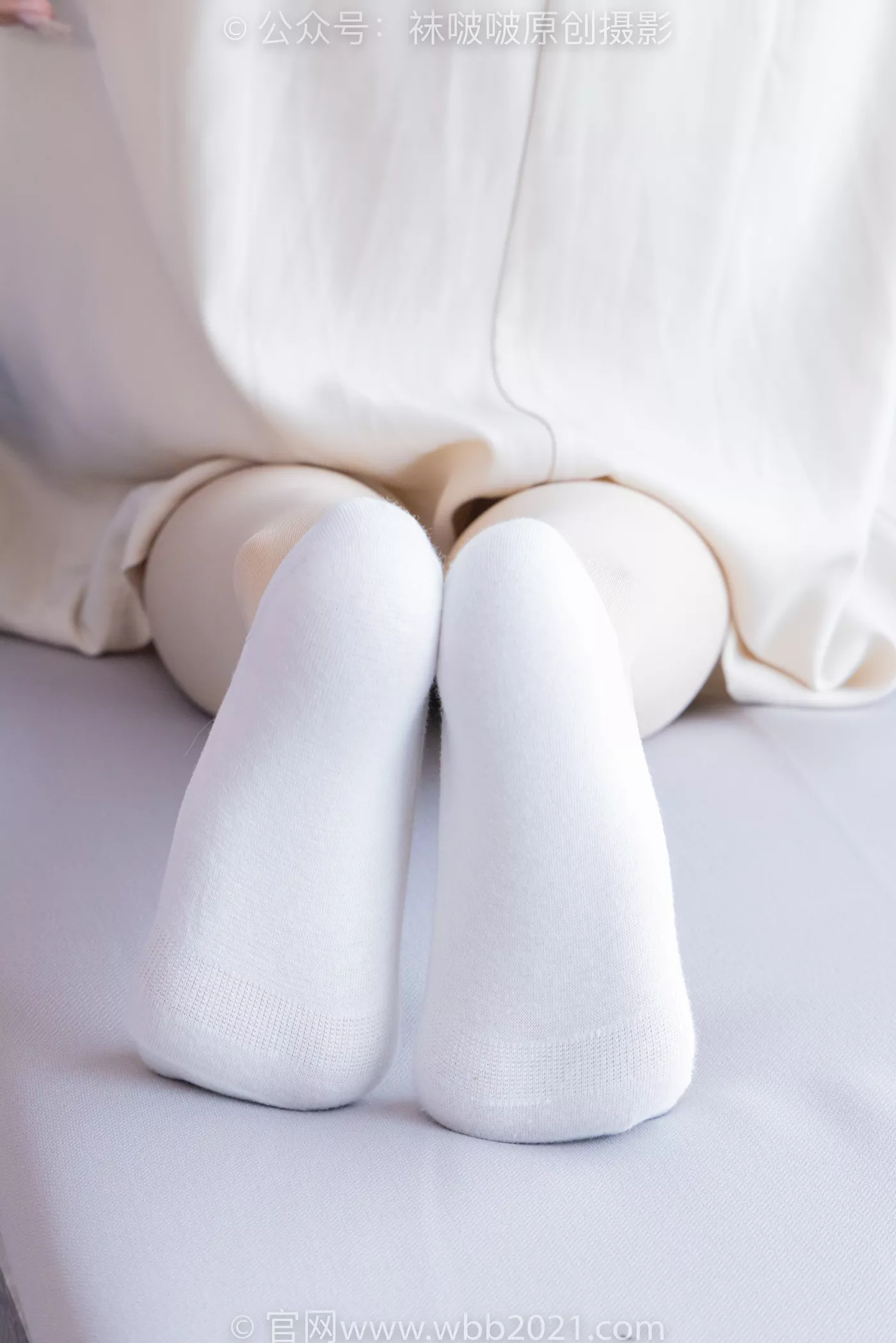 图片[105]-[BoBoSocks袜啵啵]NO.483 奶油-板鞋、白船袜厚肉丝叠穿、厚肉丝、瑜伽动作、船袜和丝袜分别踩葡萄剧情[170P] – 速更版-美库