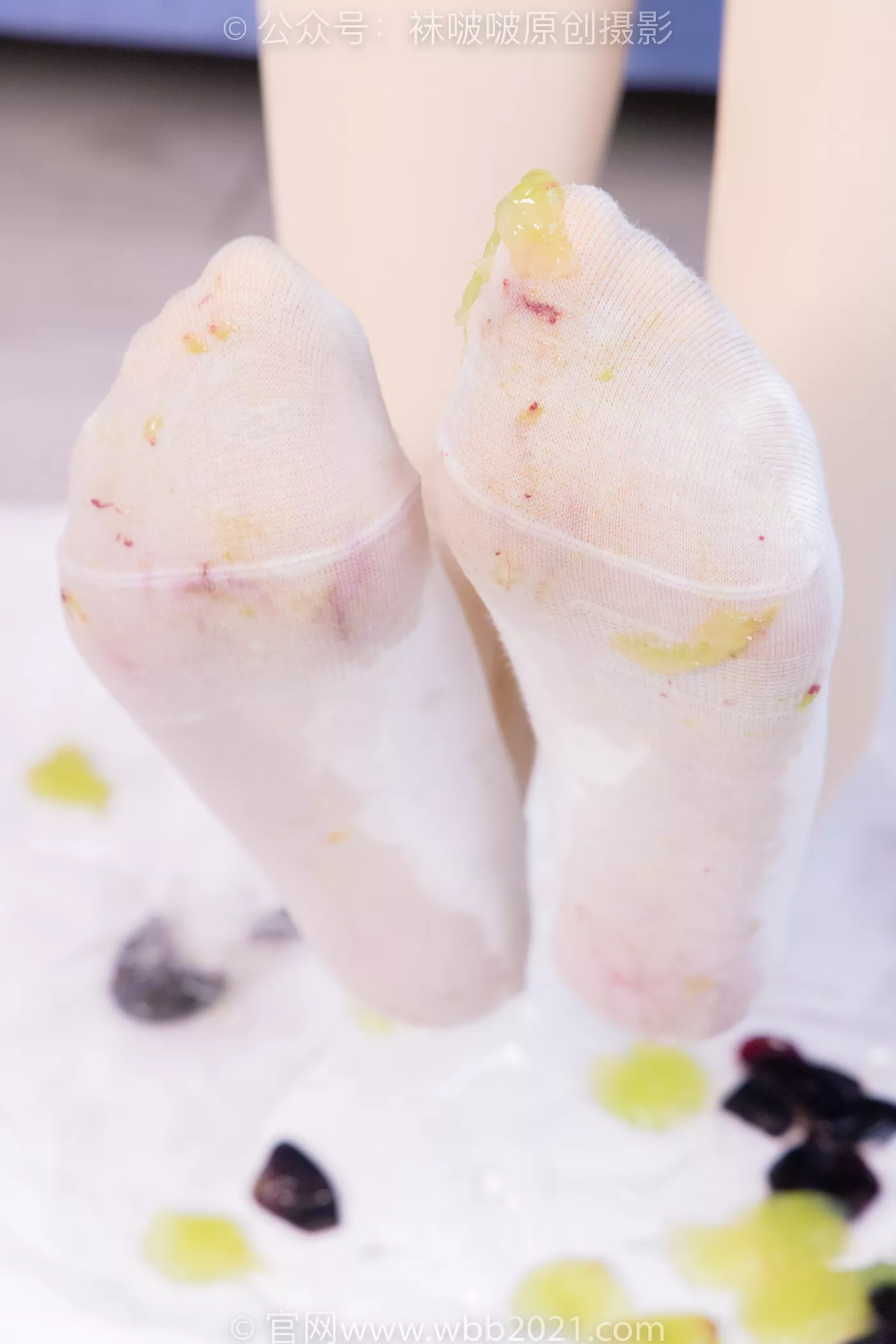 图片[150]-[BoBoSocks袜啵啵]NO.483 奶油-板鞋、白船袜厚肉丝叠穿、厚肉丝、瑜伽动作、船袜和丝袜分别踩葡萄剧情[170P] – 速更版-美库