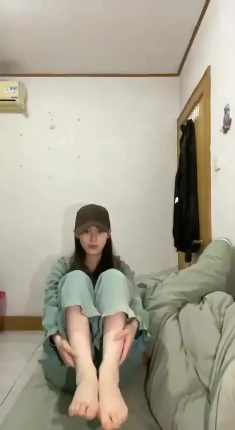 图片[14]-脚模面试脸足同框套路系列-154 [20P] – 速更版-美库