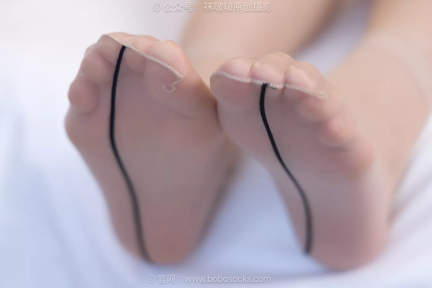 图片[152]-[BoBoSocks袜啵啵]NO.485 小沫-高跟鞋、高跟凉鞋、红丝、花纹白丝、短肉丝、新年旗袍[160P] – 速更版-美库