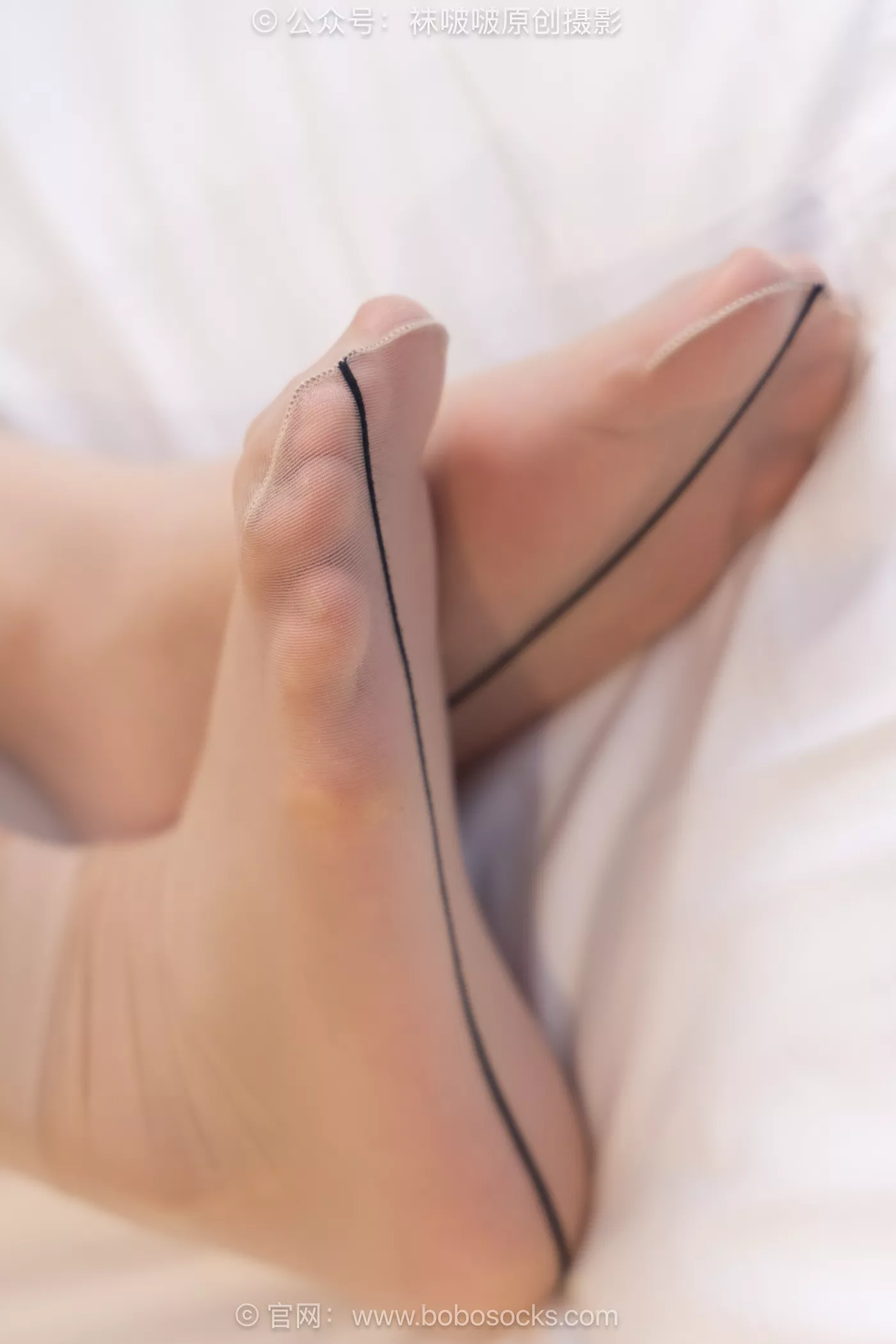 图片[161]-[BoBoSocks袜啵啵]NO.485 小沫-高跟鞋、高跟凉鞋、红丝、花纹白丝、短肉丝、新年旗袍[160P] – 速更版-美库