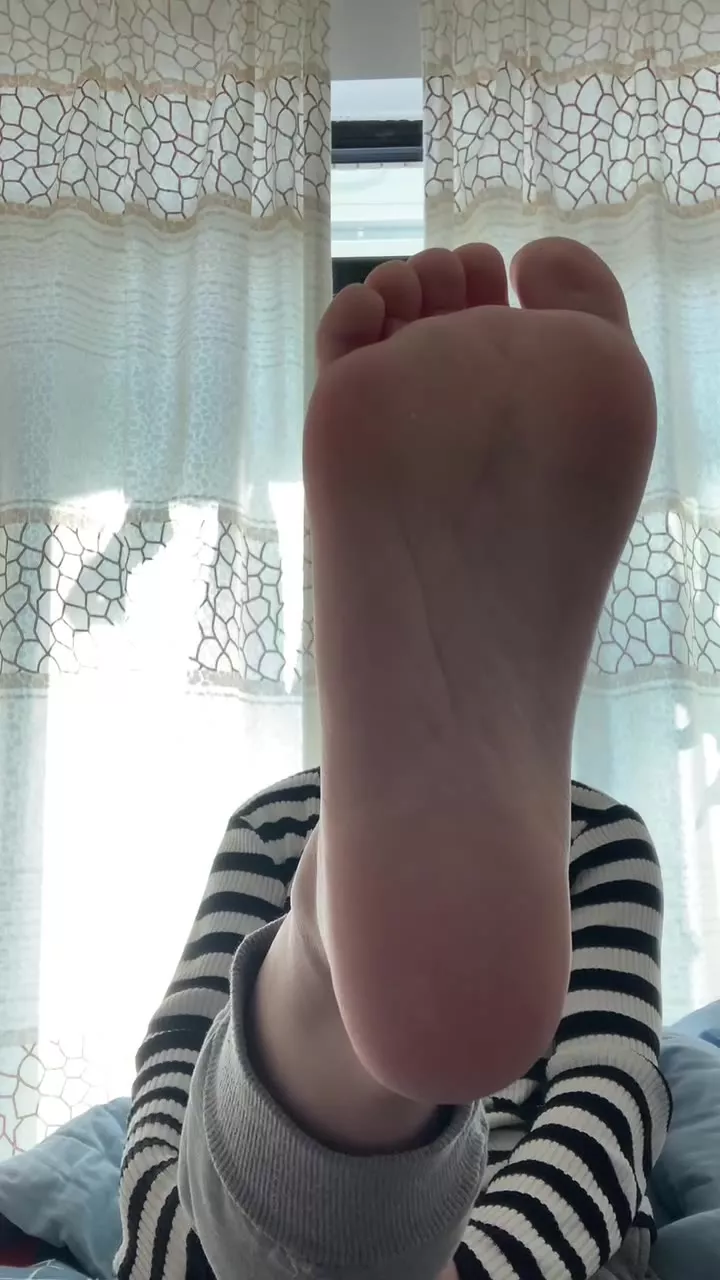 图片[12]-脚模面试脸足同框套路系列-157 [20P] – 速更版-美库