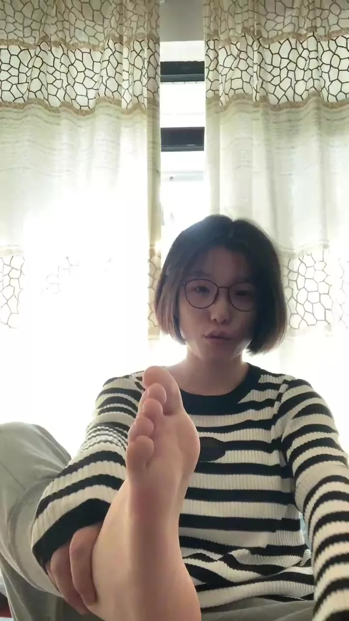 图片[15]-脚模面试脸足同框套路系列-157 [20P] – 速更版-美库