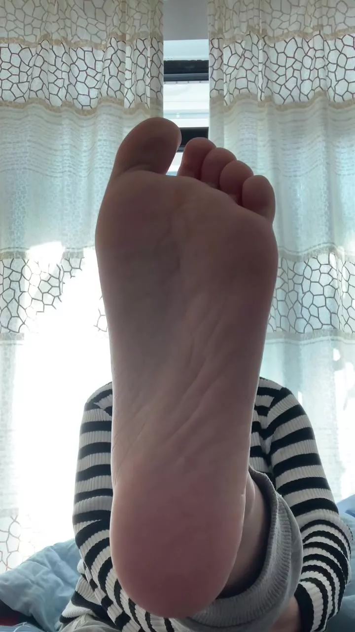 图片[20]-脚模面试脸足同框套路系列-157 [20P] – 速更版-美库