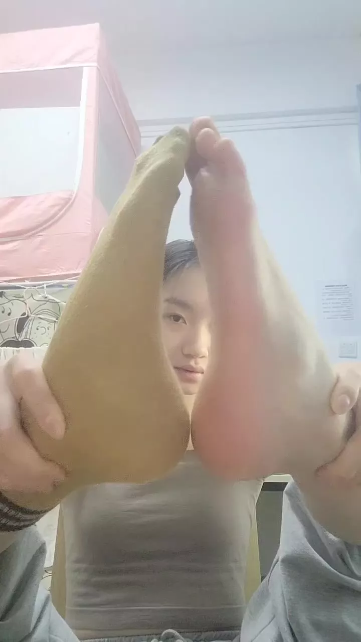 图片[15]-脚模面试脸足同框套路系列-158 [20P] – 速更版-美库