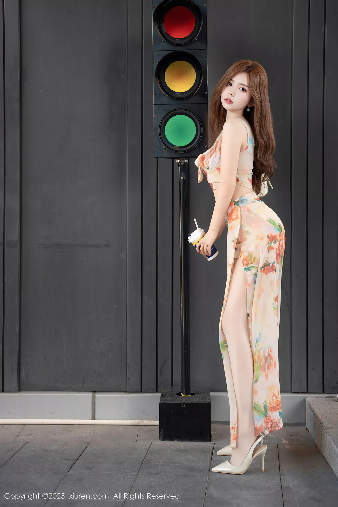 图片[13]-[Xiuren秀人网]2025.01.21 NO.9792 拍黄瓜girl[36+1P] – 速更版-美库