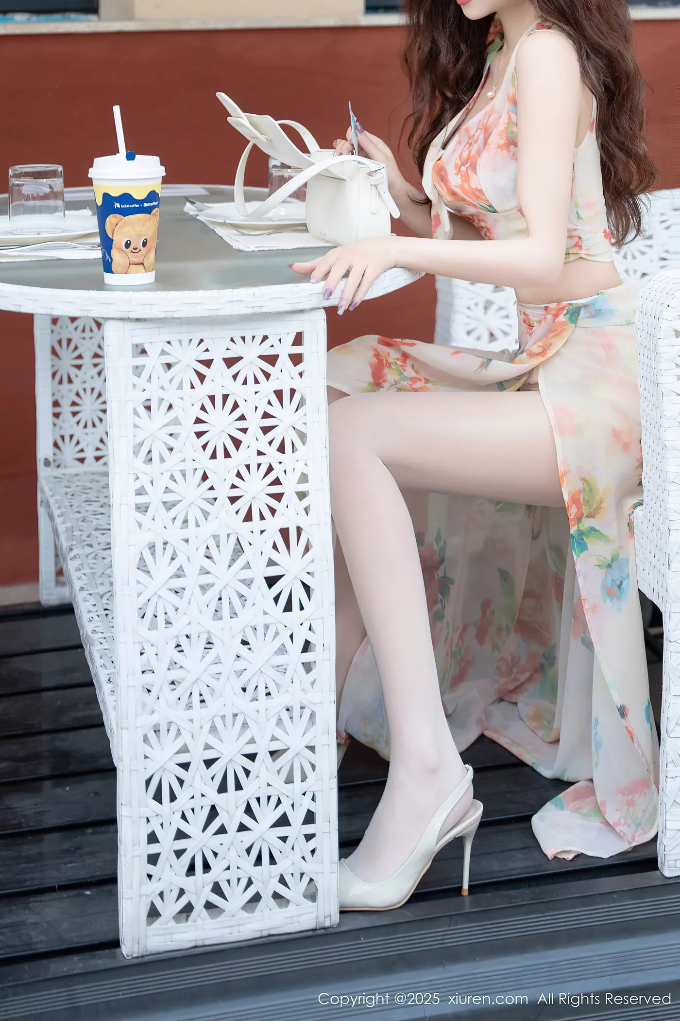 图片[25]-[Xiuren秀人网]2025.01.21 NO.9792 拍黄瓜girl[36+1P] – 速更版-美库